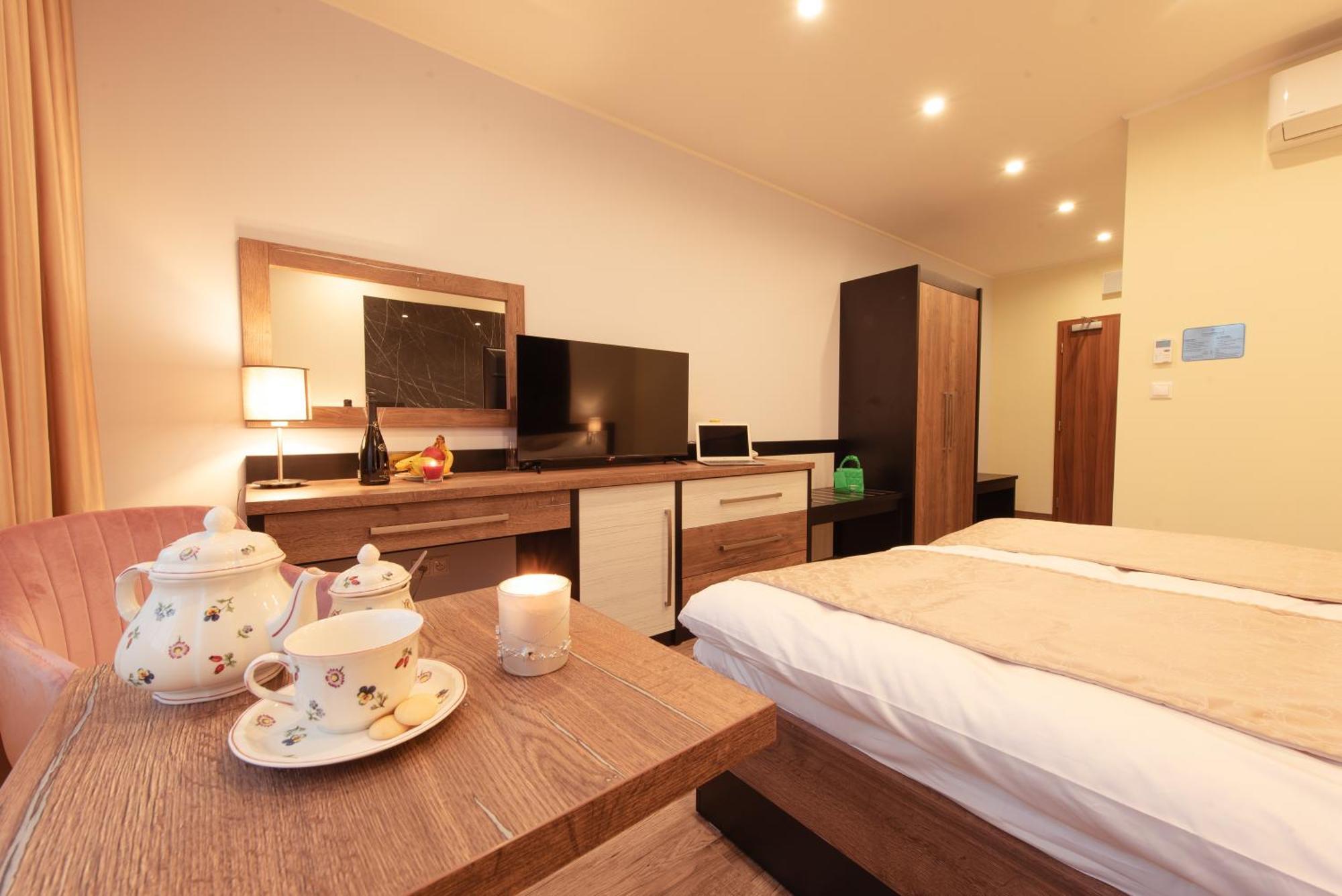 Viktor 3* Bratislava