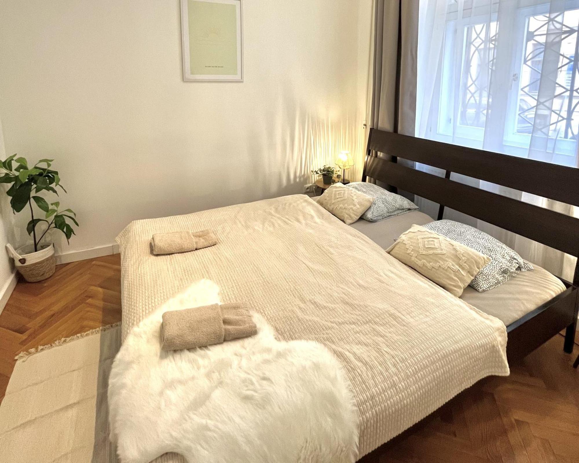 Mia - Old Town, Ac Apartment Bratislava
