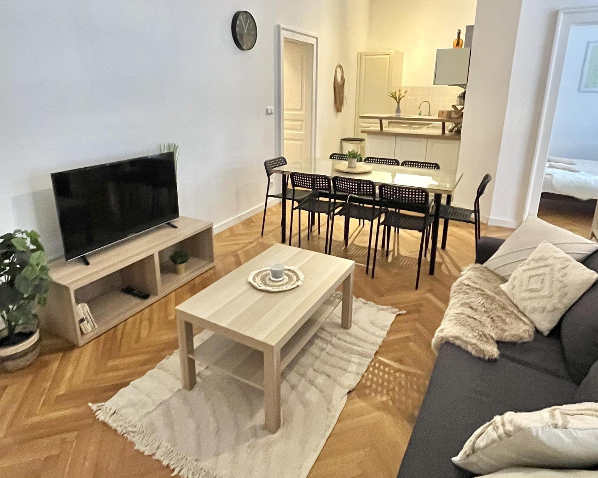 Mia - Old Town, Ac Apartment *