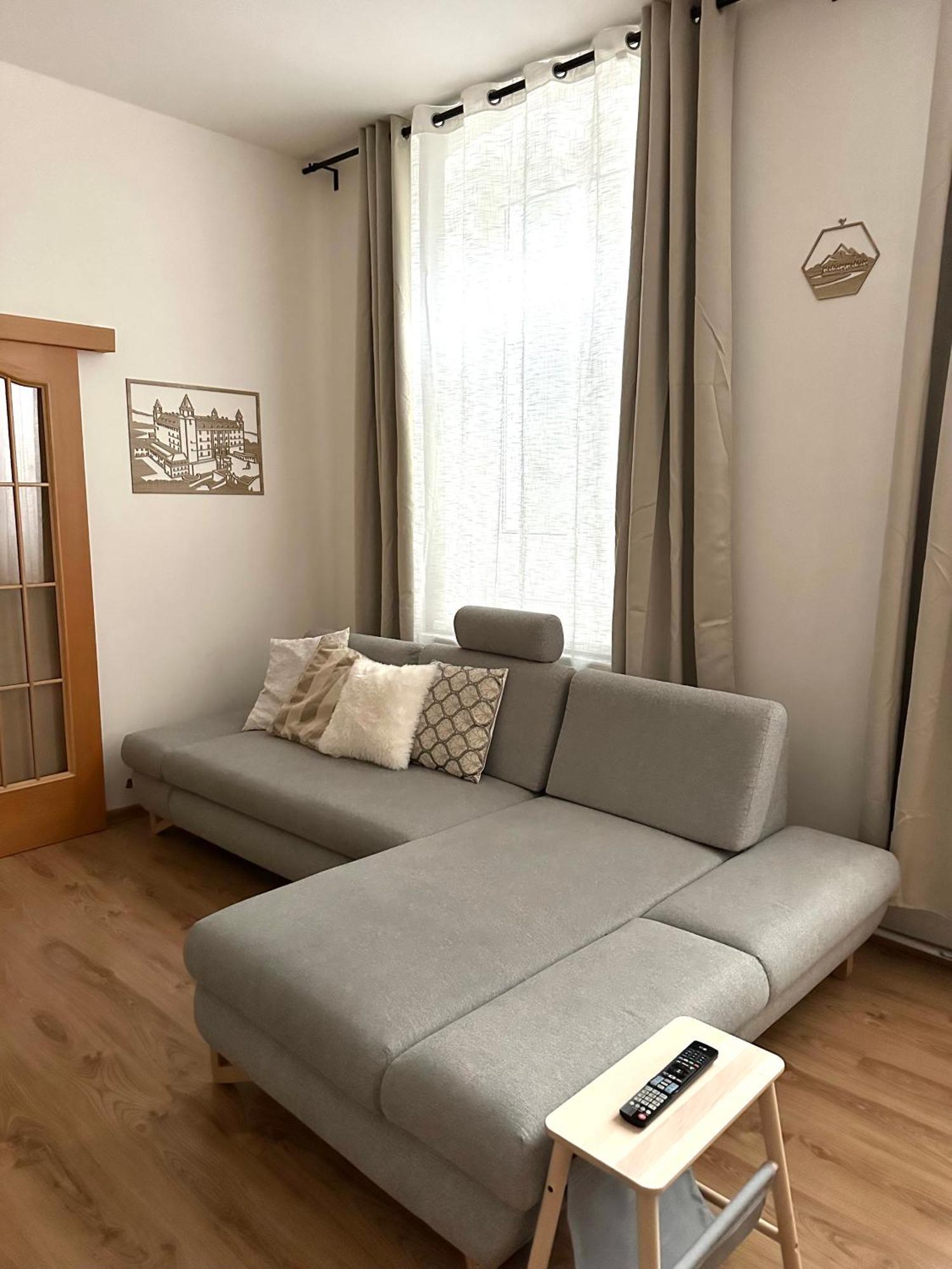 Apartment Hidden In The Old Town Under The Castle Bratislava