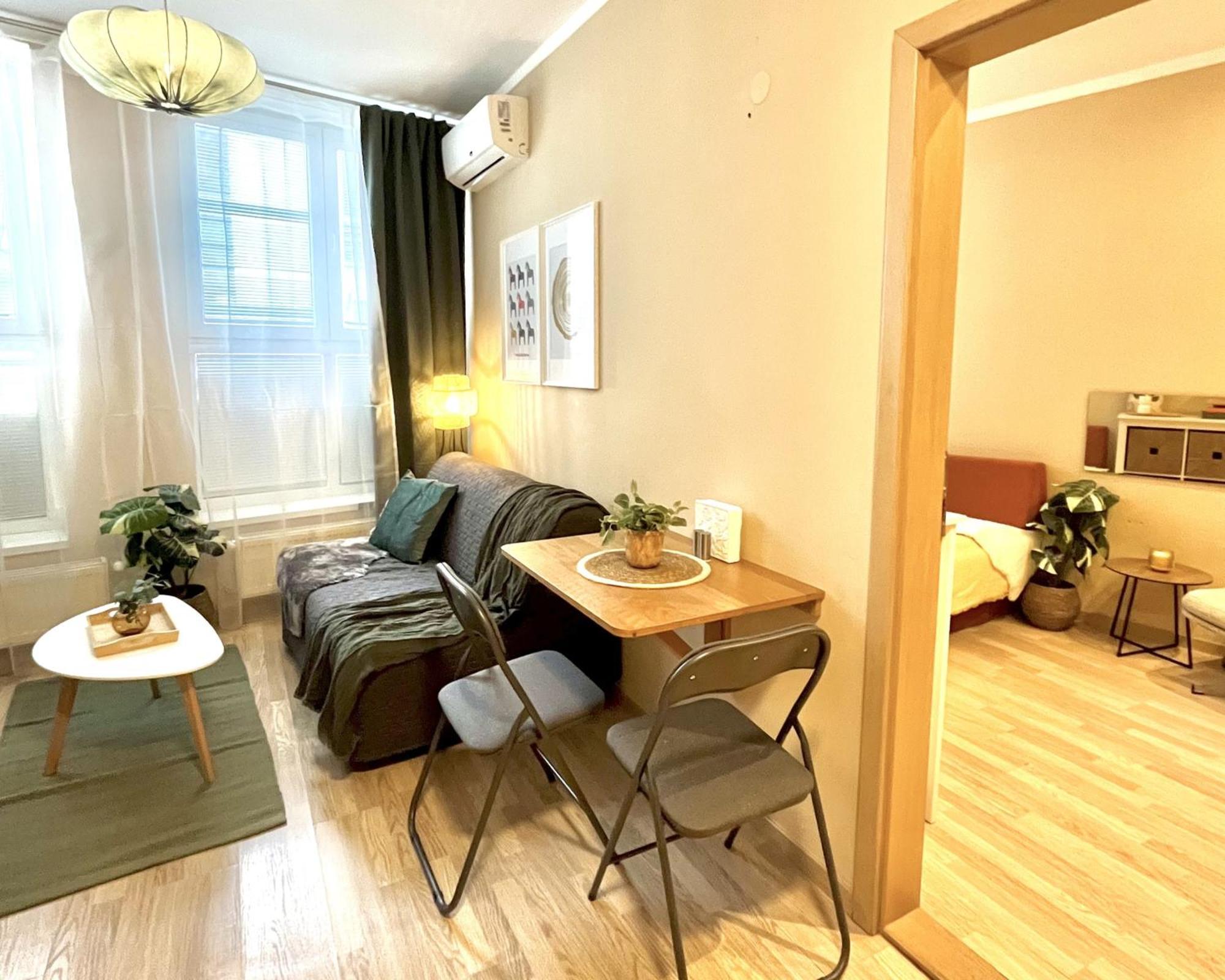 Apartment Jenny - Old Town, Free Private Parking, Ac