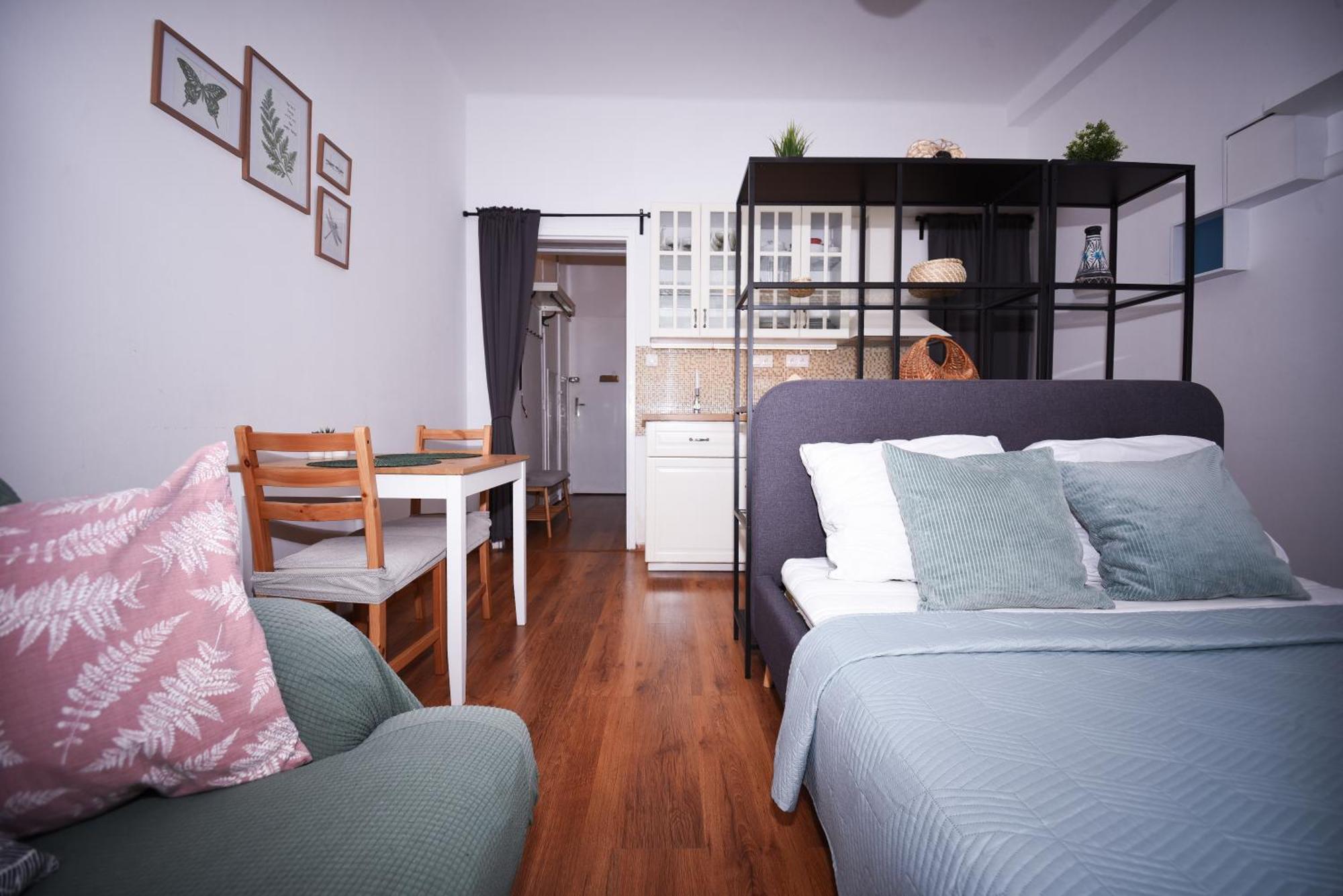 Urban - Style Meets Comfort Apartmán