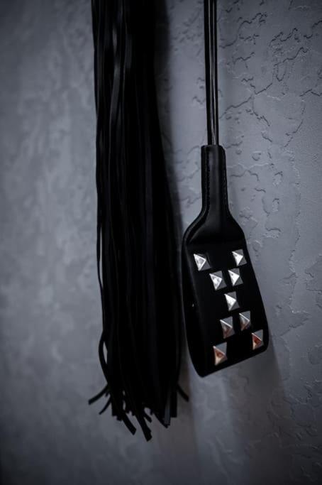 Appartamento Bdsm V Bratislave -adults Only *