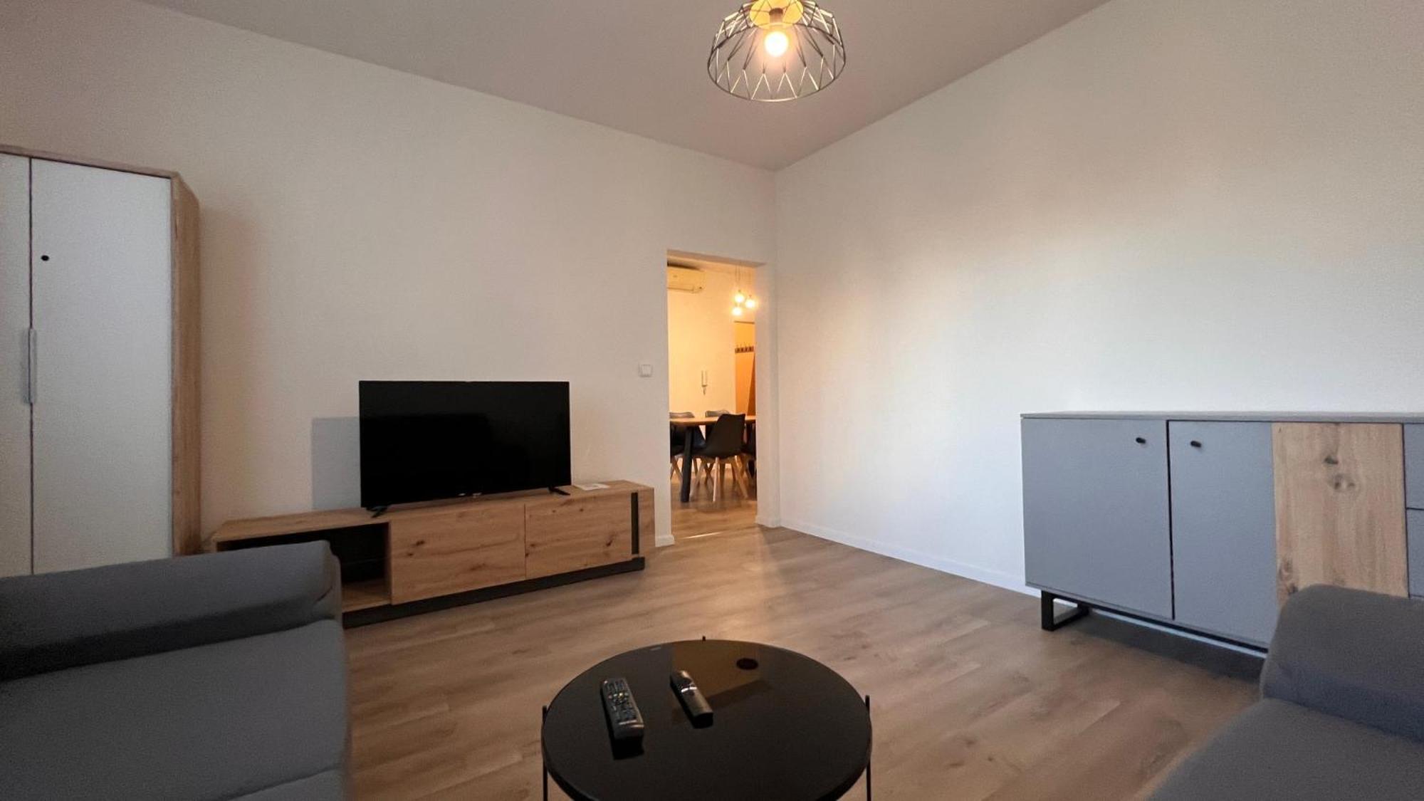 Air Conditioned 3 Apartment, Near Technopol Bratislava