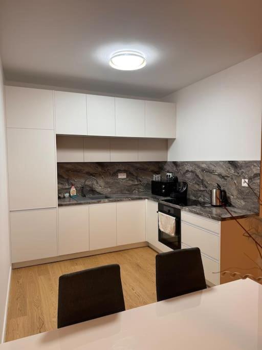 Apartment Danubius 1705 *