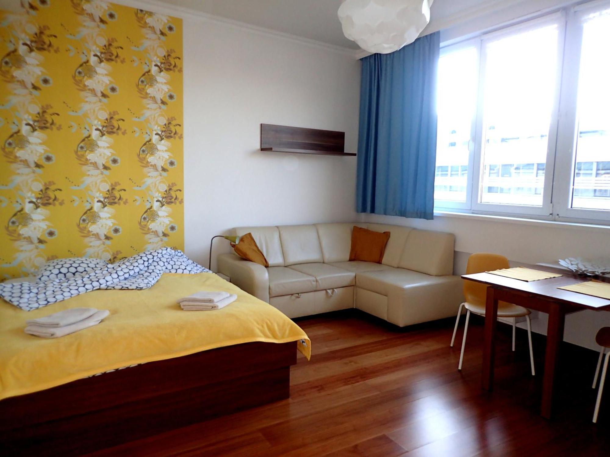Apartment In The Heart Of *