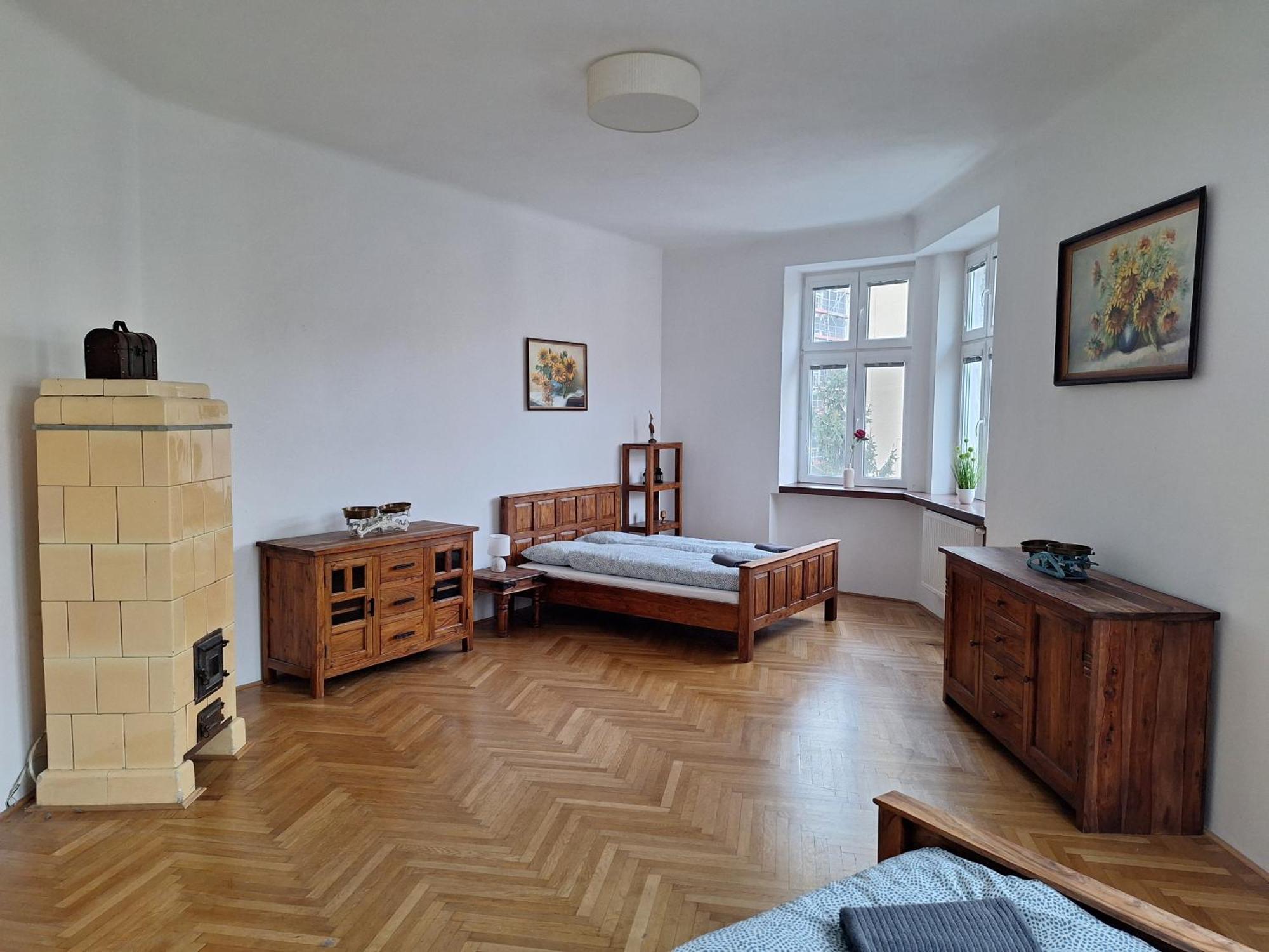 Sarlot Apartment