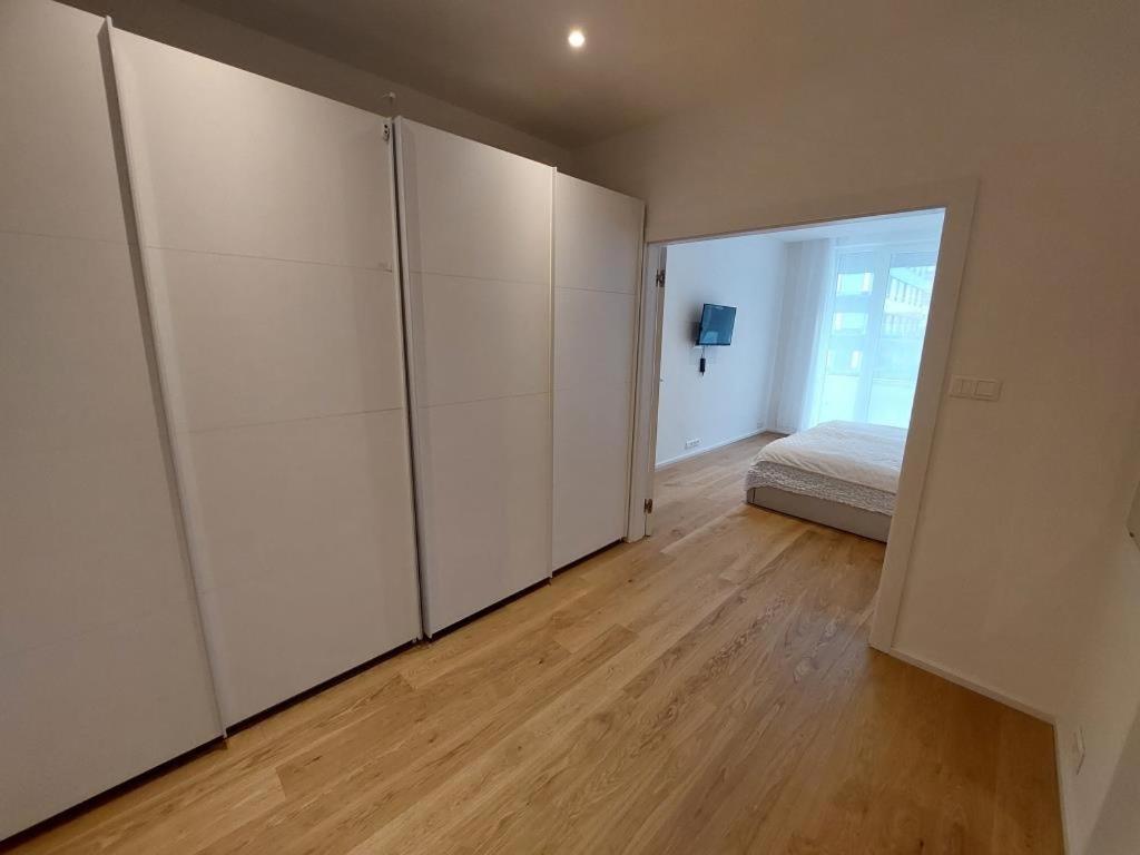 Peaceful Modern Residance Near Center Apartment Bratislava