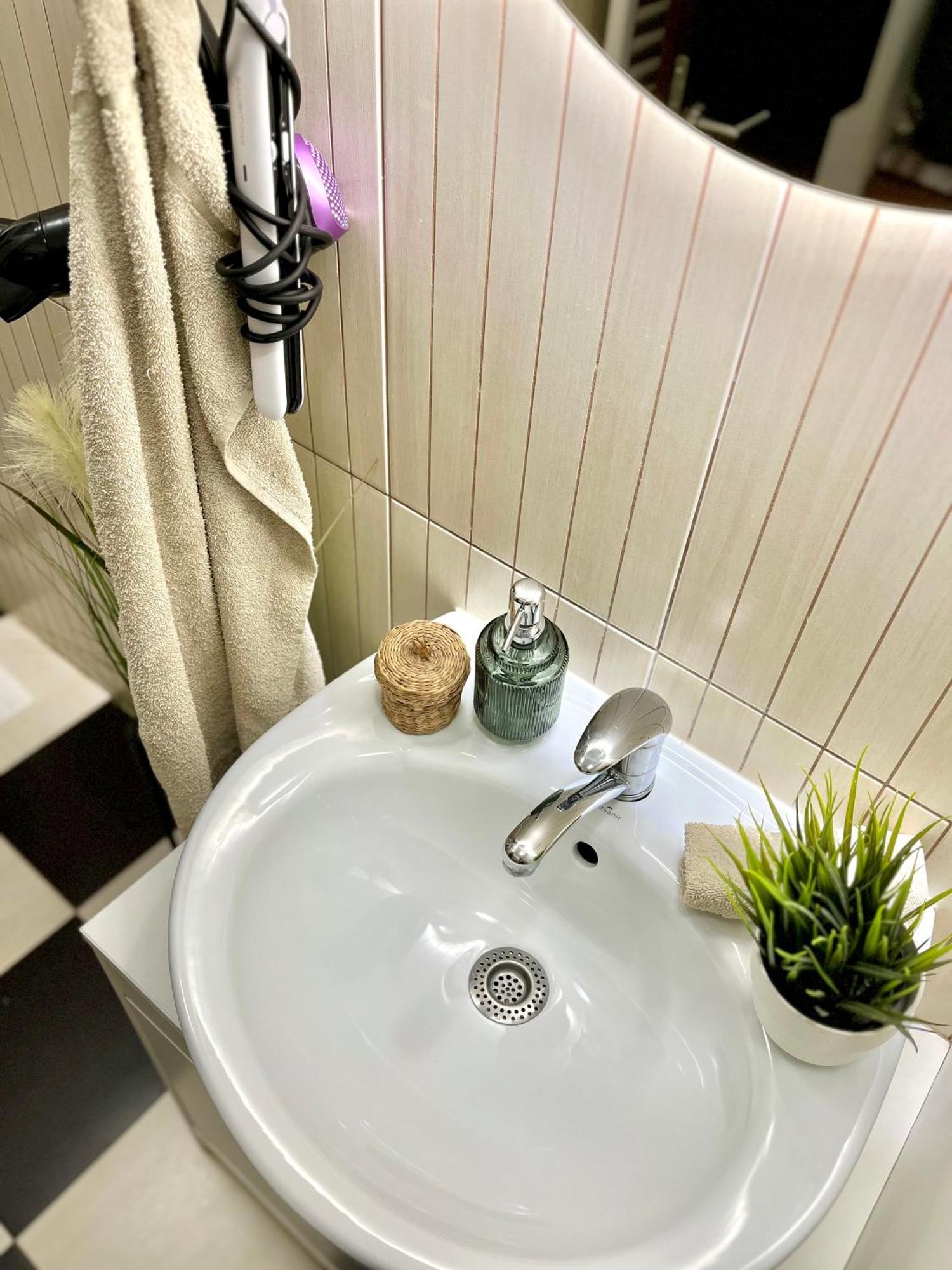 Apartment Urban Jungle Old Town Air Conditioned