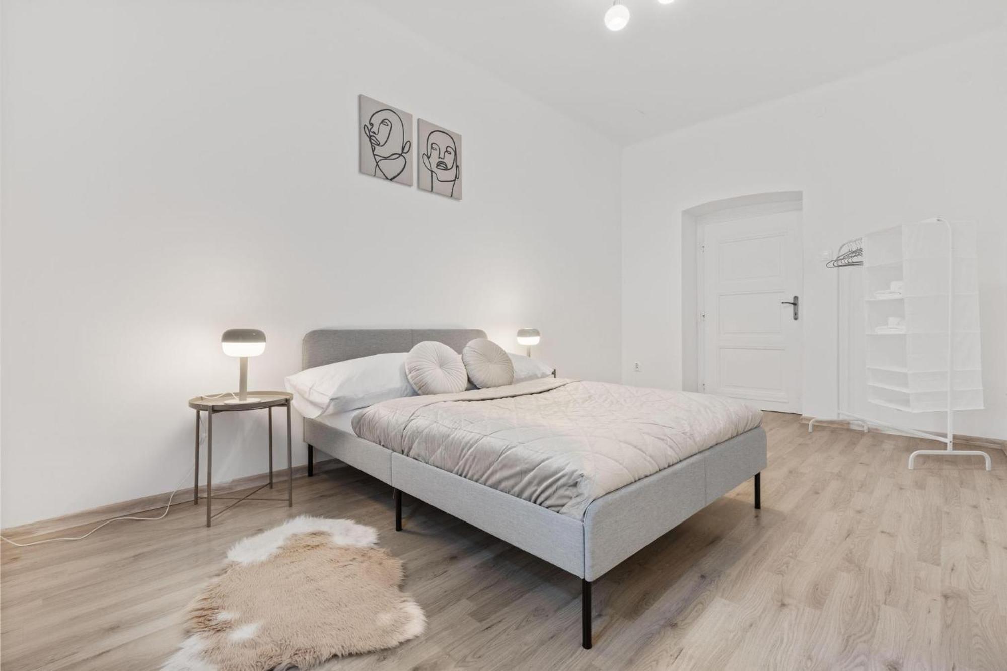 Apartment Center - Modern & Stylish *