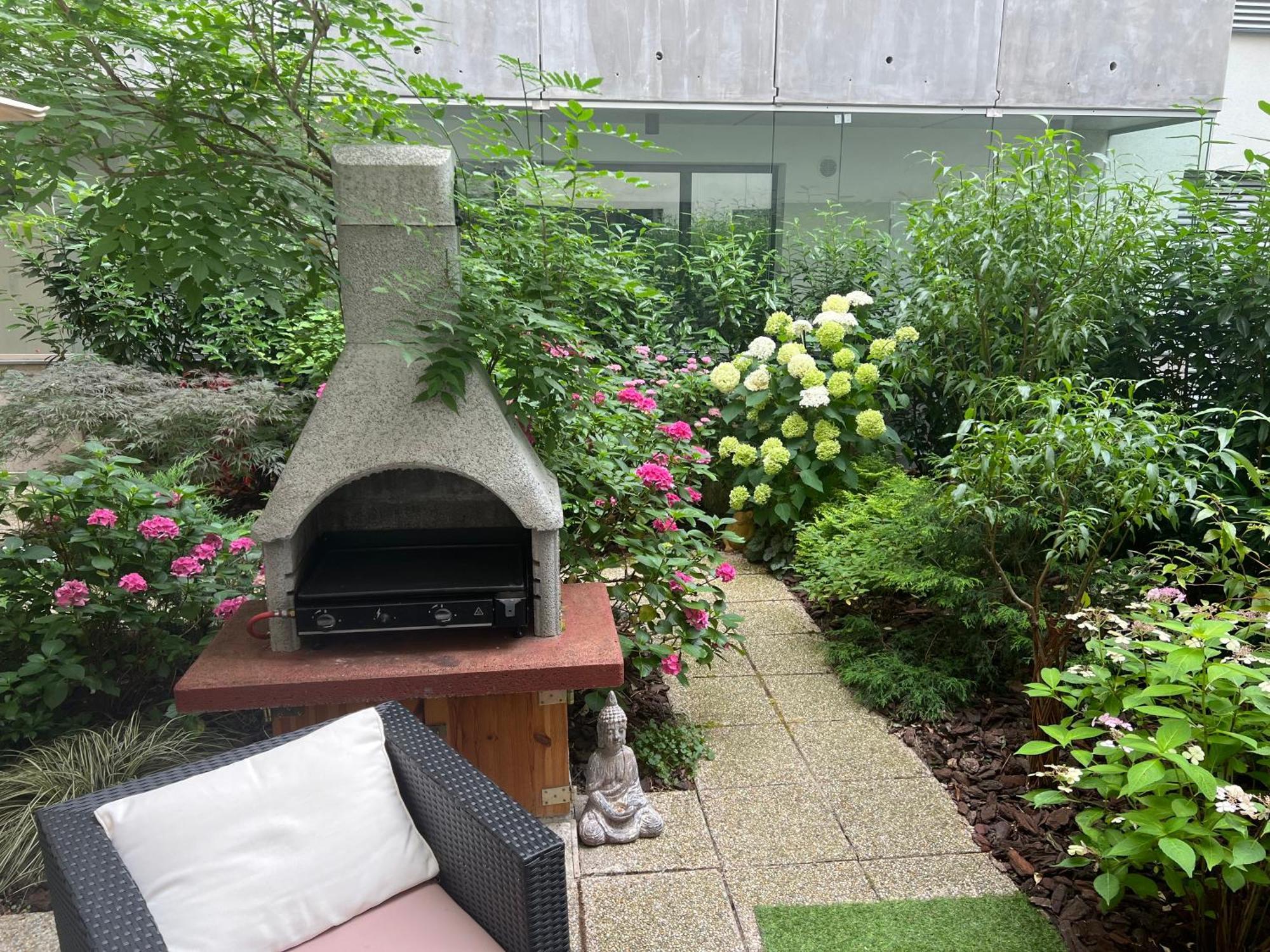 Apartment Forest Park Garden Bratislava