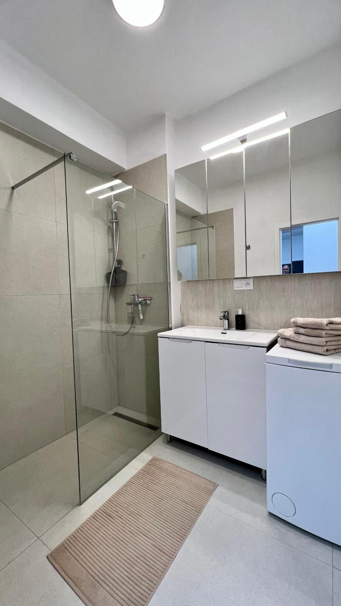 Priestranny Apartman Blizko Centra * Bratislava