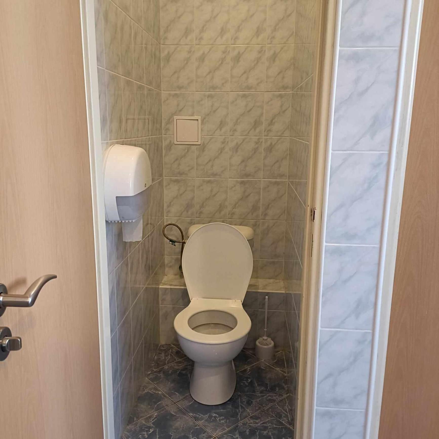 Hostel Nobelova