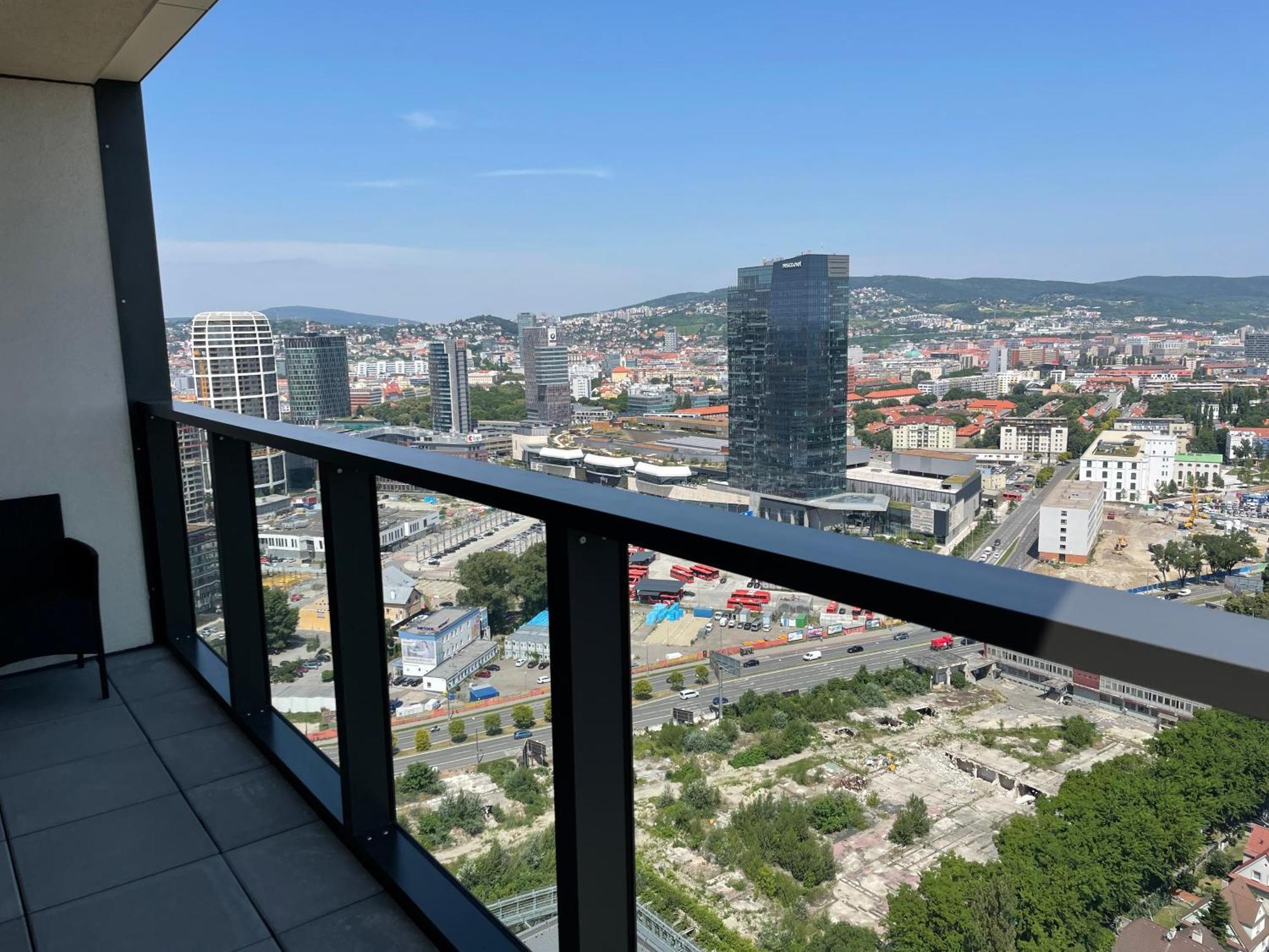 Appartamento View From 30. Floor, Parking Price Included *
