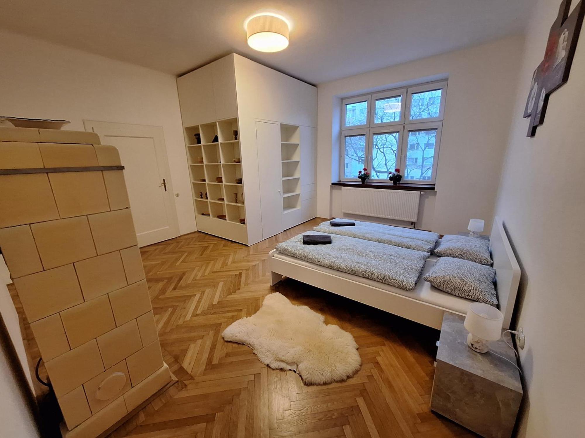 Sarlot Apartment *