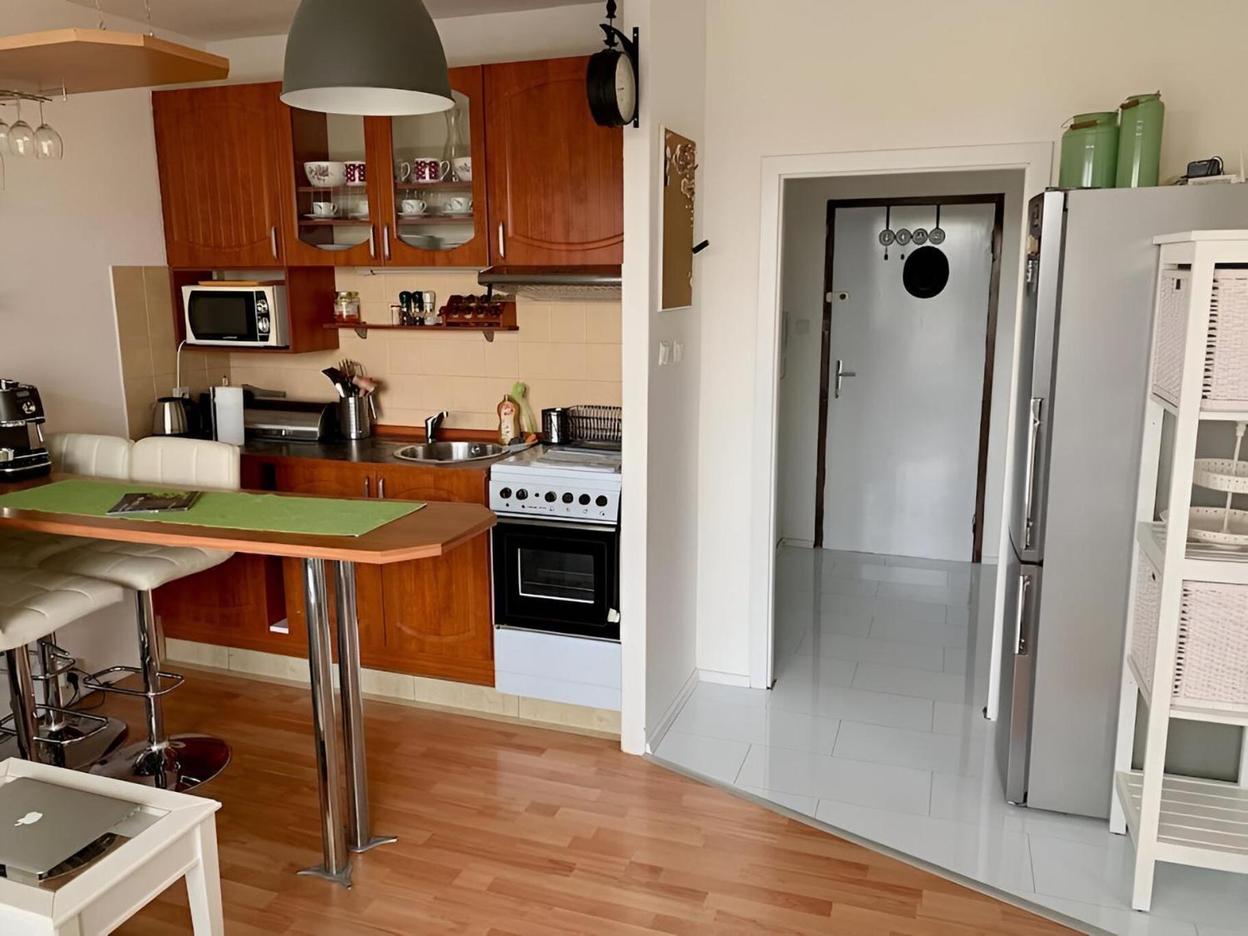 Park View Center Location With Balcony Apartment