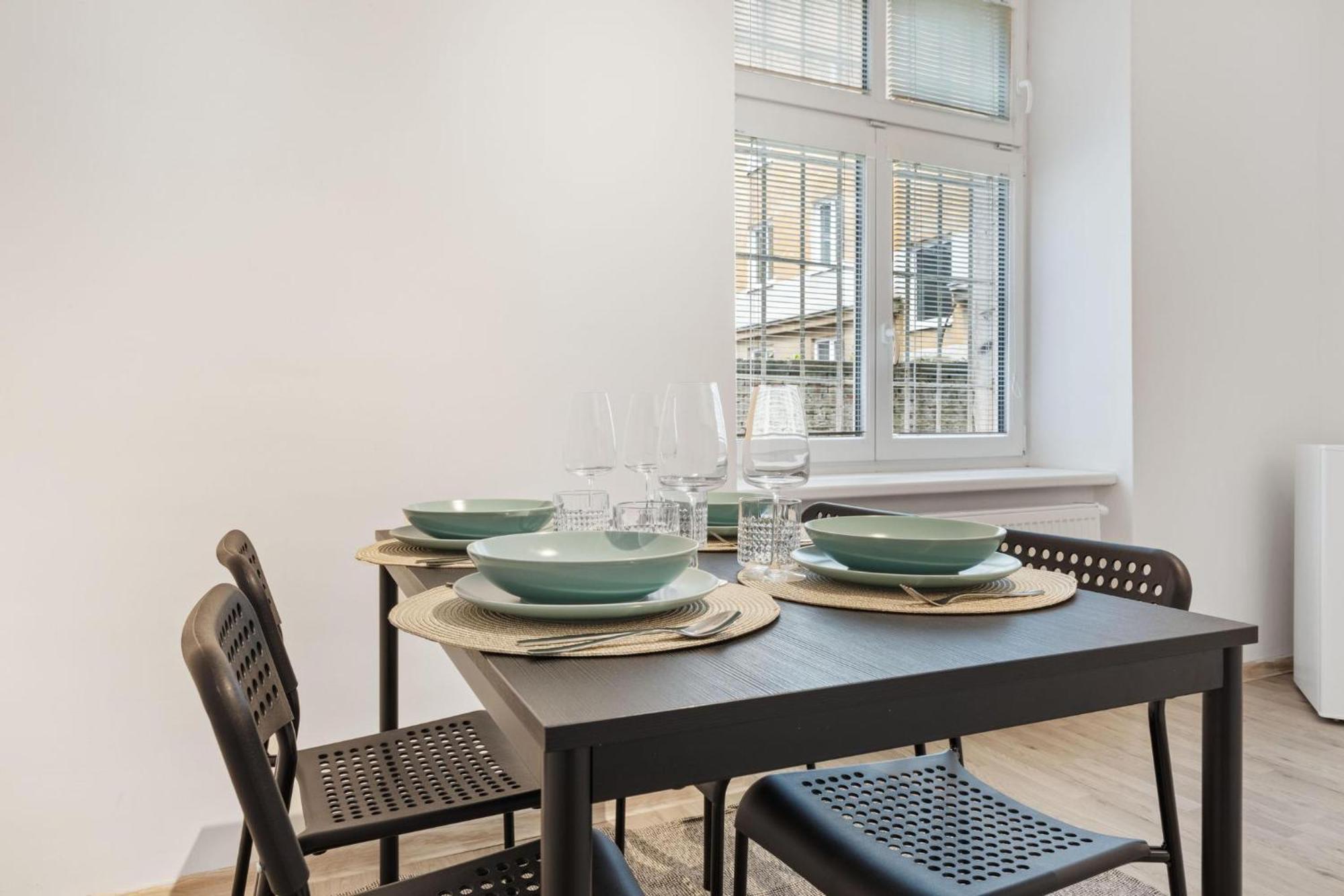 Center - Modern & Stylish Apartment