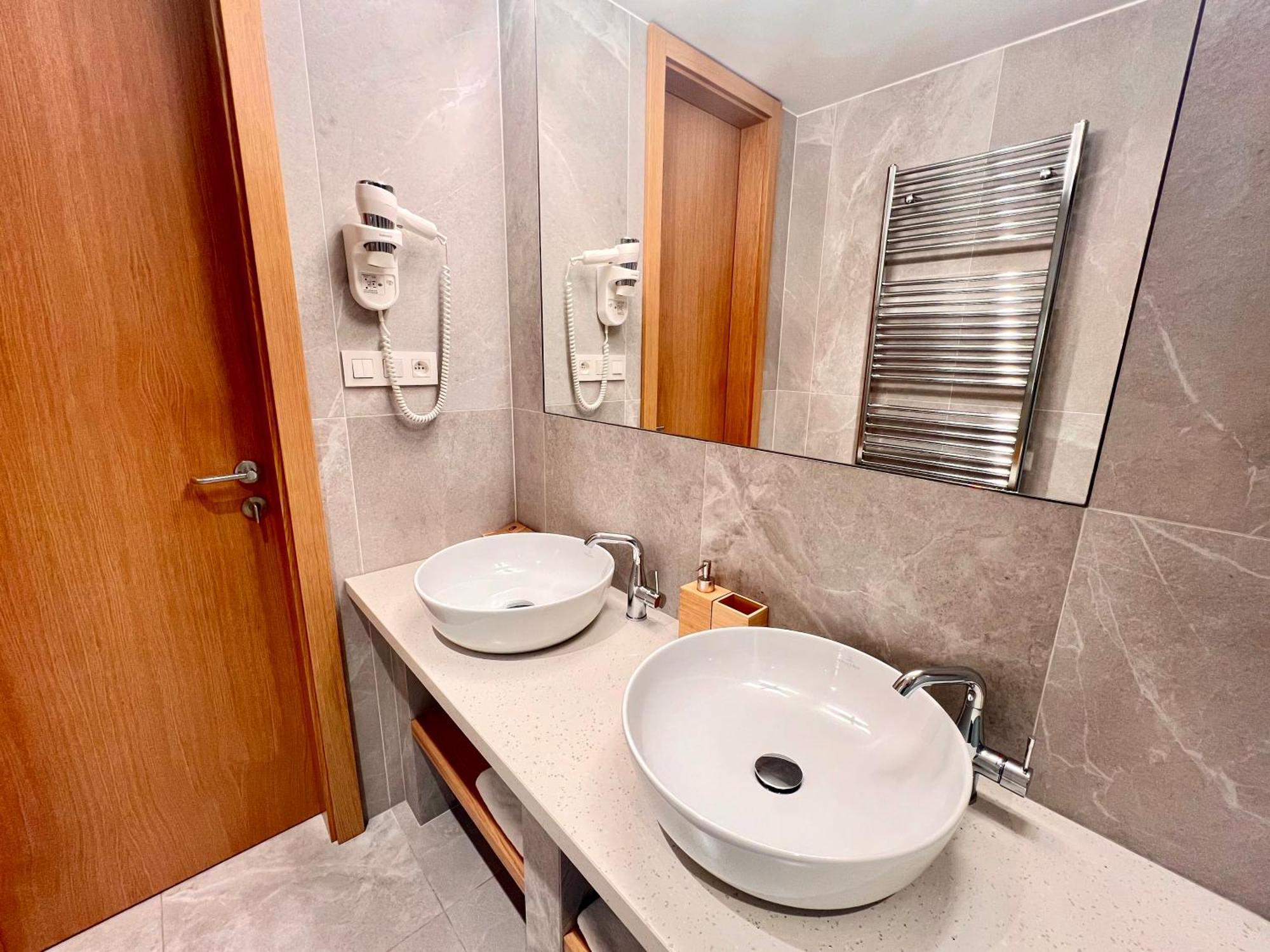 Hotel Raj Zdravia *