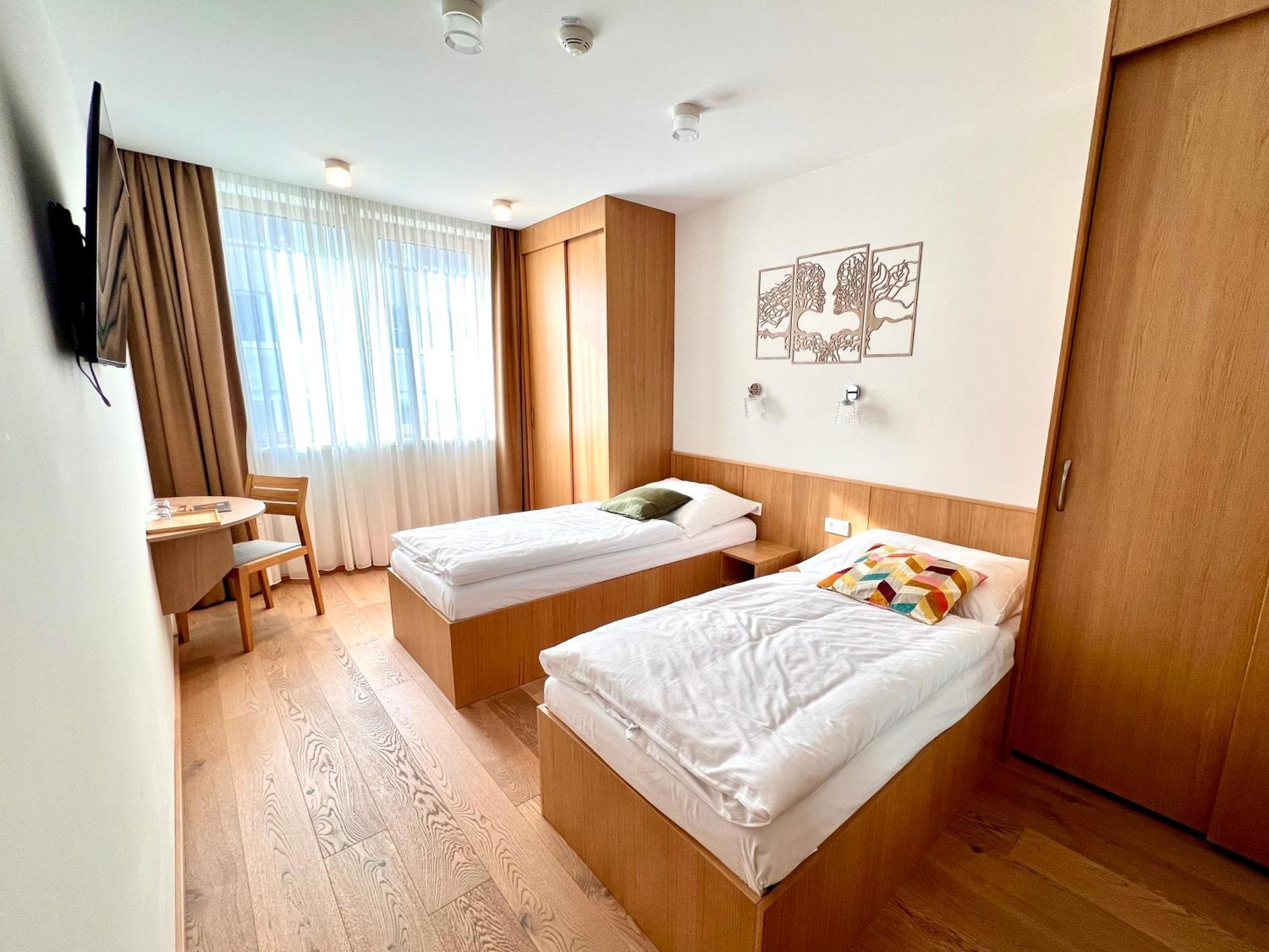Hotel Raj Zdravia