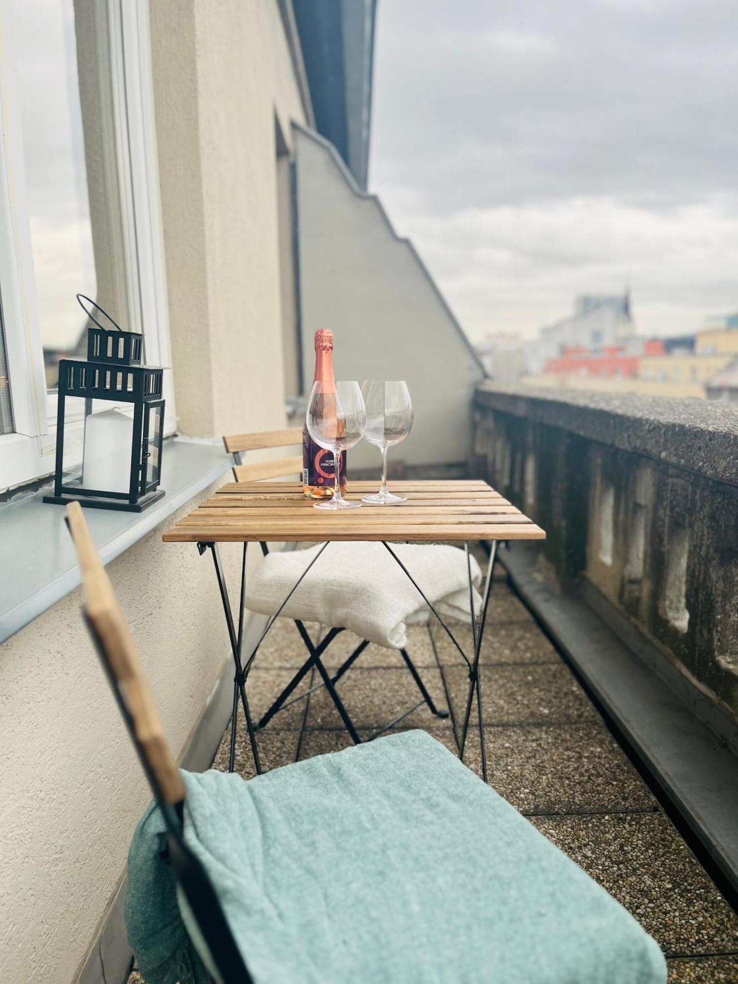 Apartment Charming Studio In The Old Town Bratislava