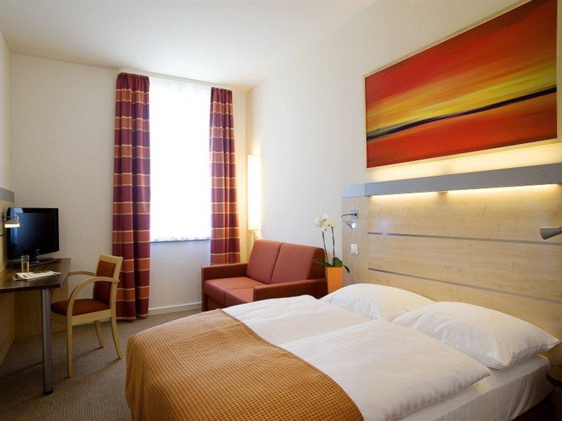 Vienna House Easy By Wyndham Hotel Bratislava