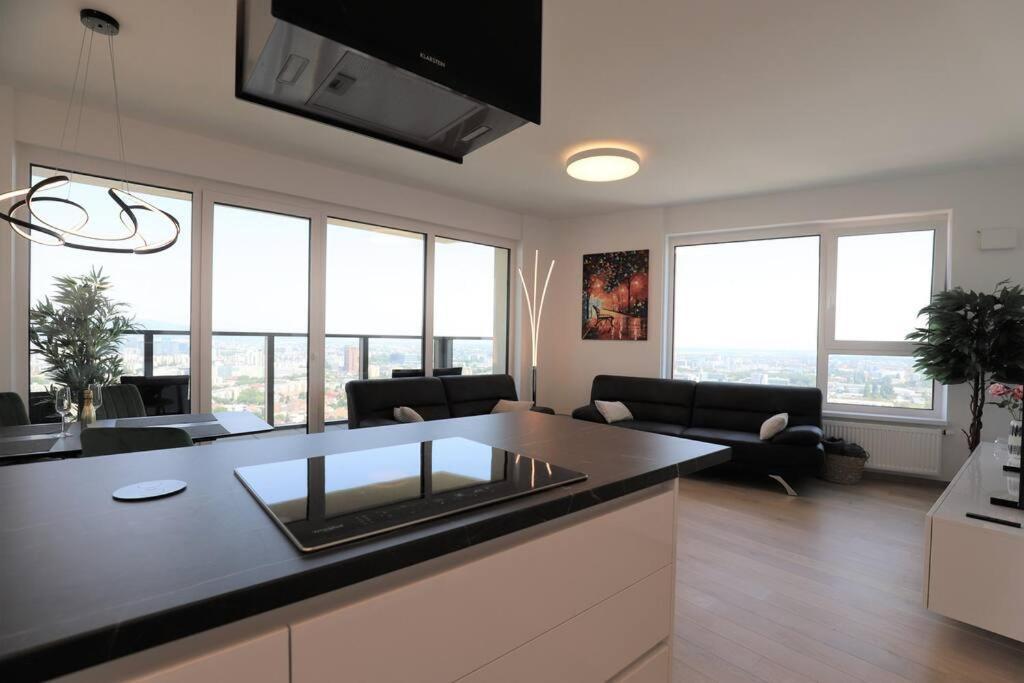 Apartment View From 30. Floor, Parking Price Included *