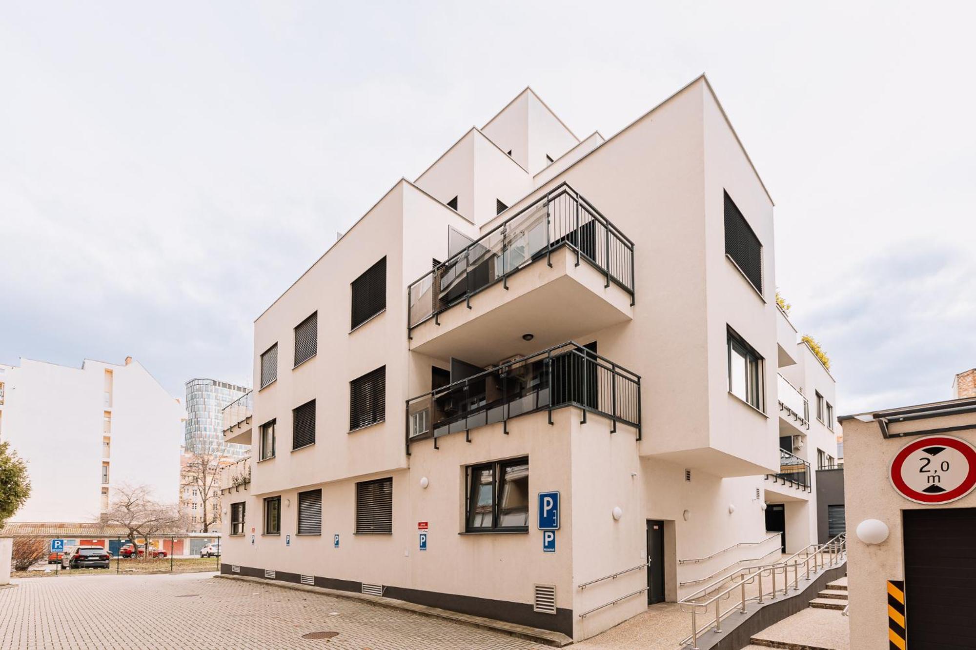 Skau 2 Old Town Family & Business 2 Floor Free Parking