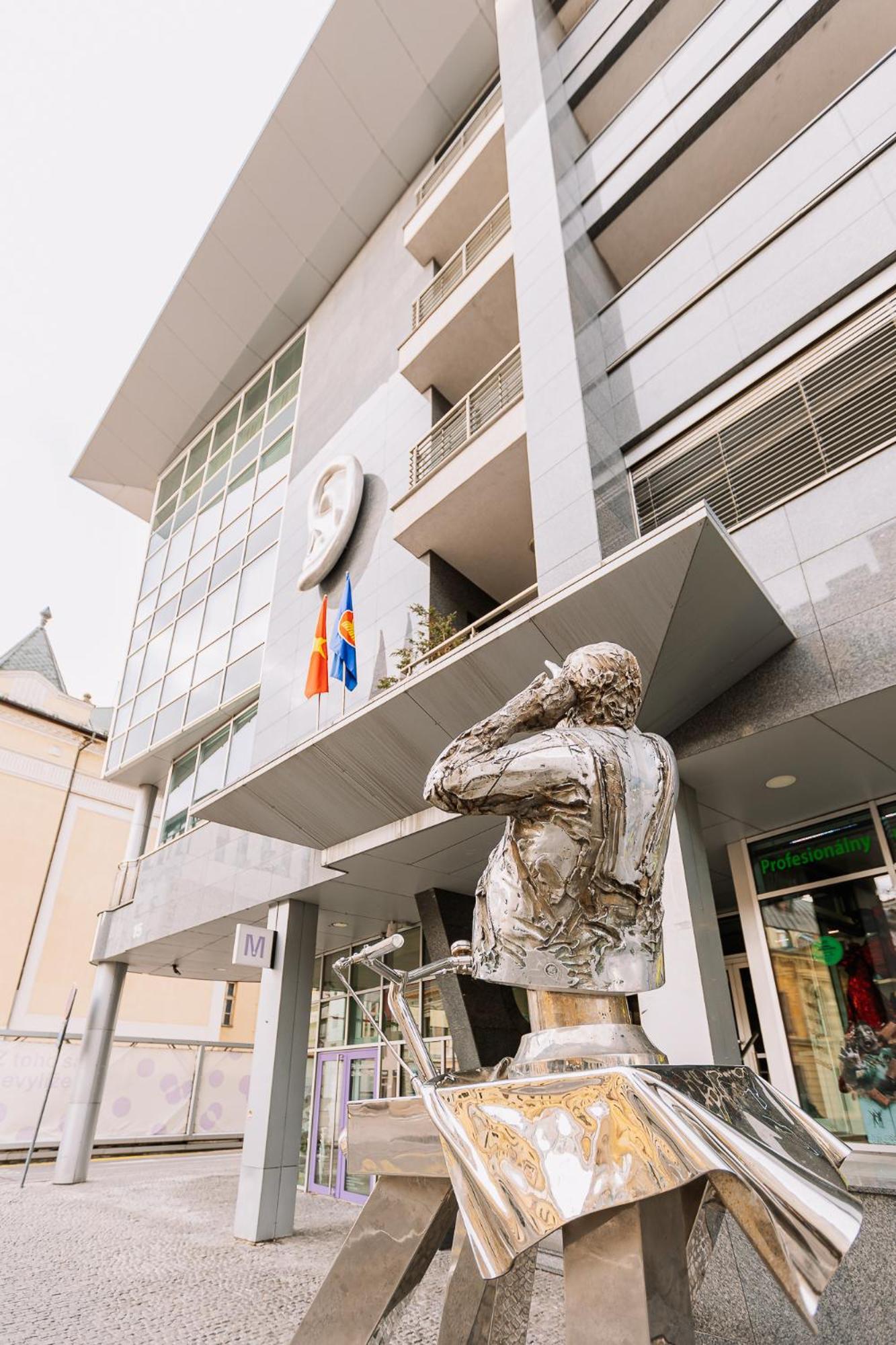 Skau Dunajska 58a Apt3 * Bratislava