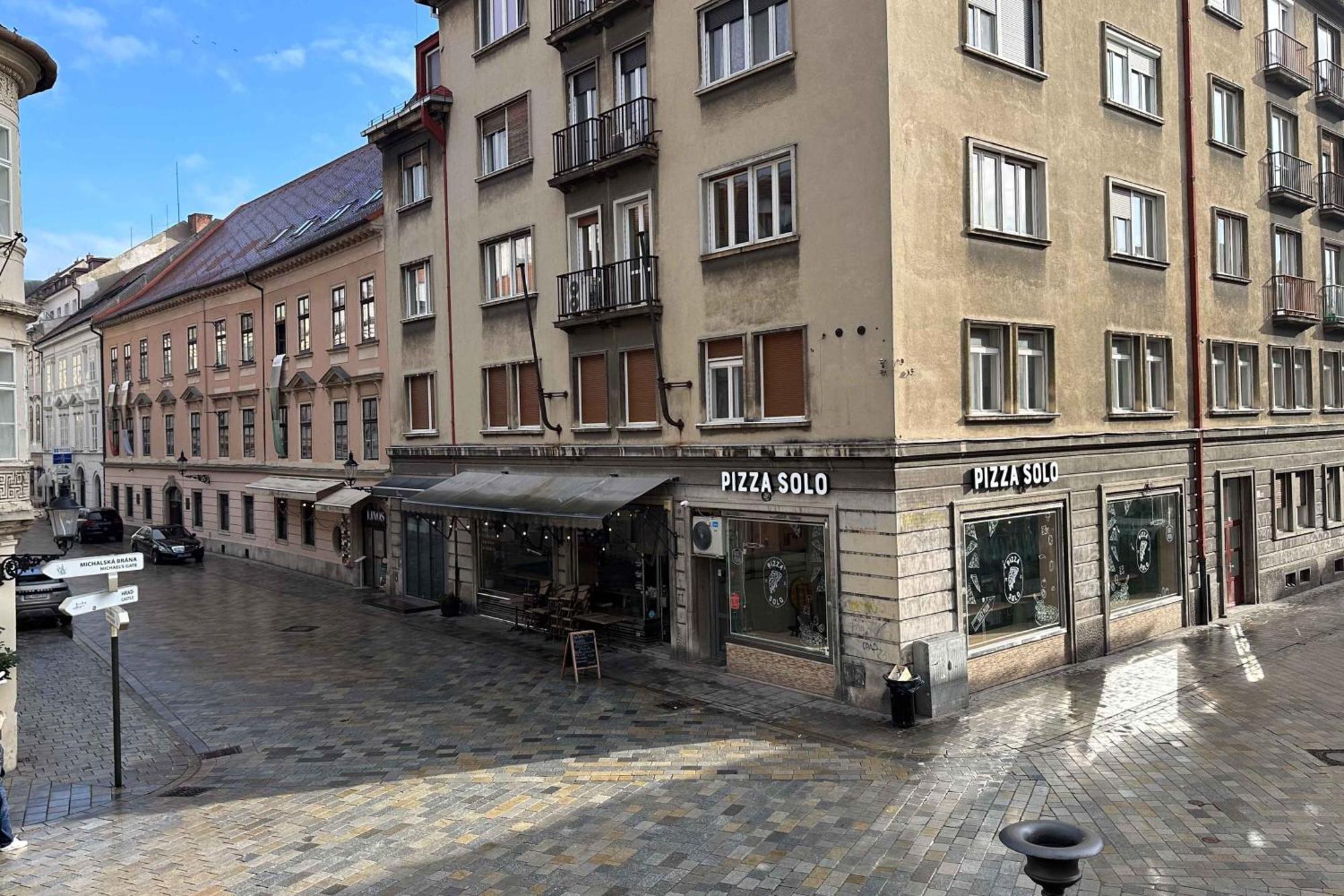 Location Air-conditioned Apartment Bratislava