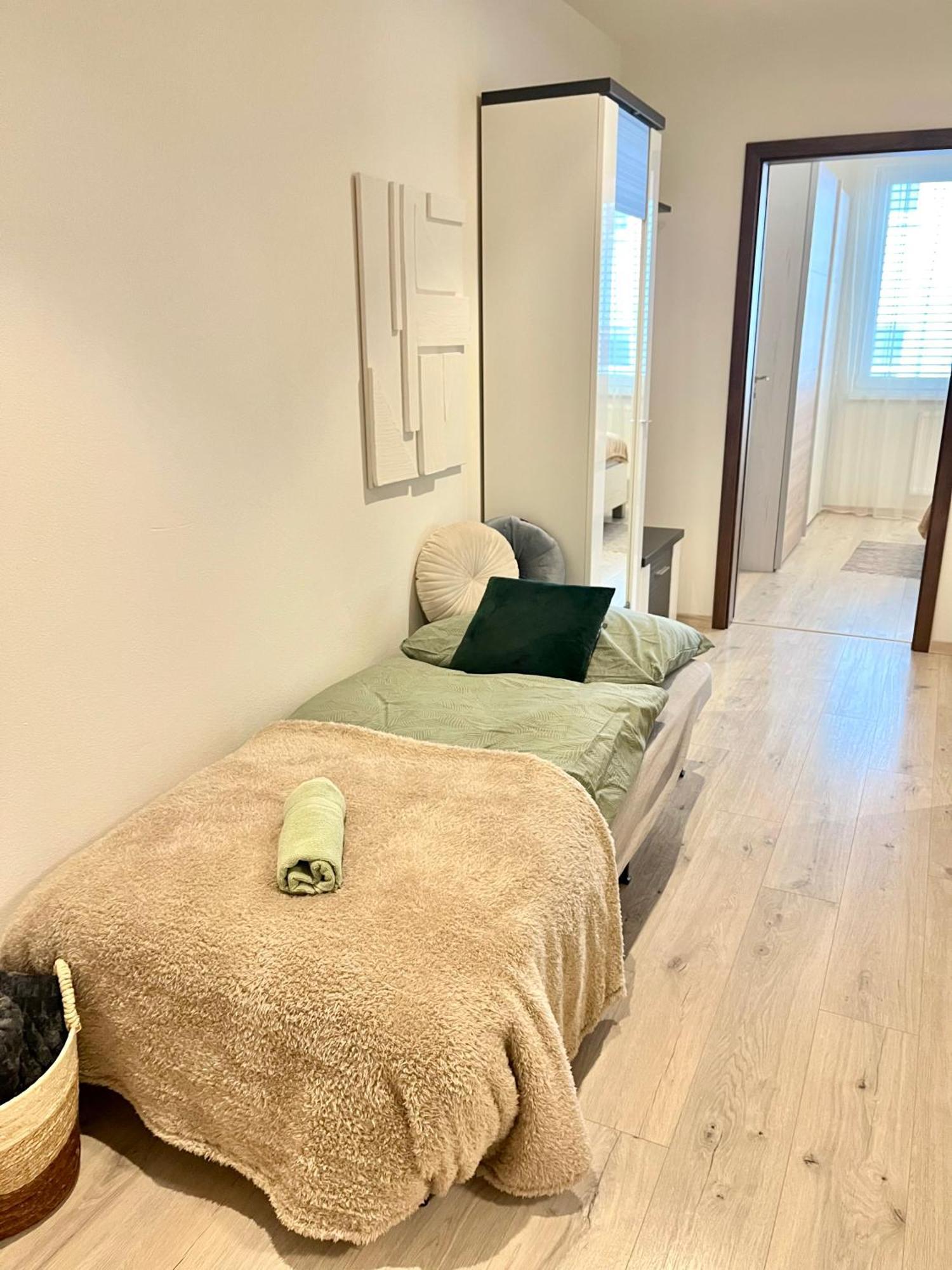 The Elite Ii Downtown Ac & Garage Parking Apartamento Bratislava