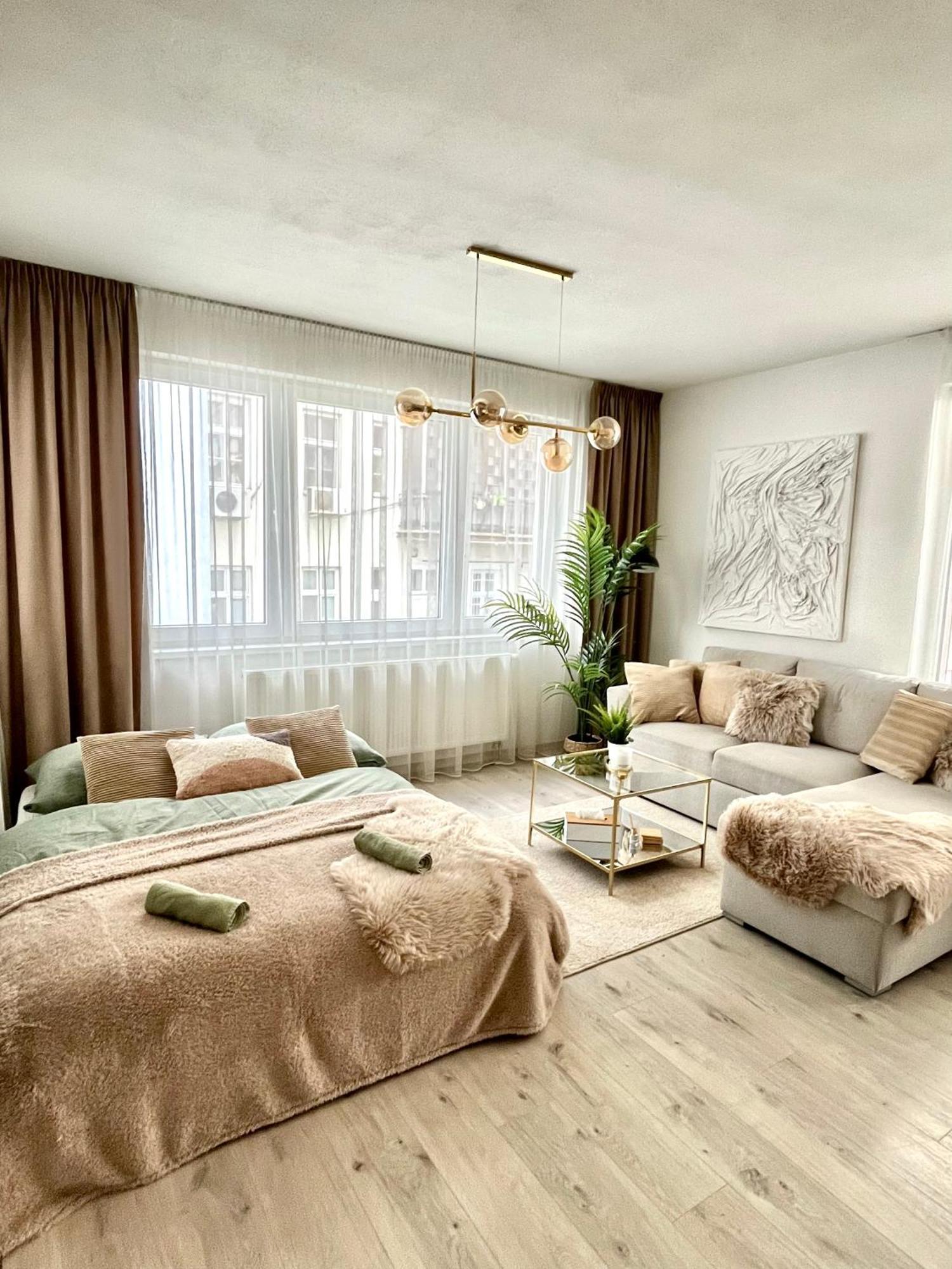 The Elite Ii Downtown Ac & Garage Parking Apartamento Bratislava