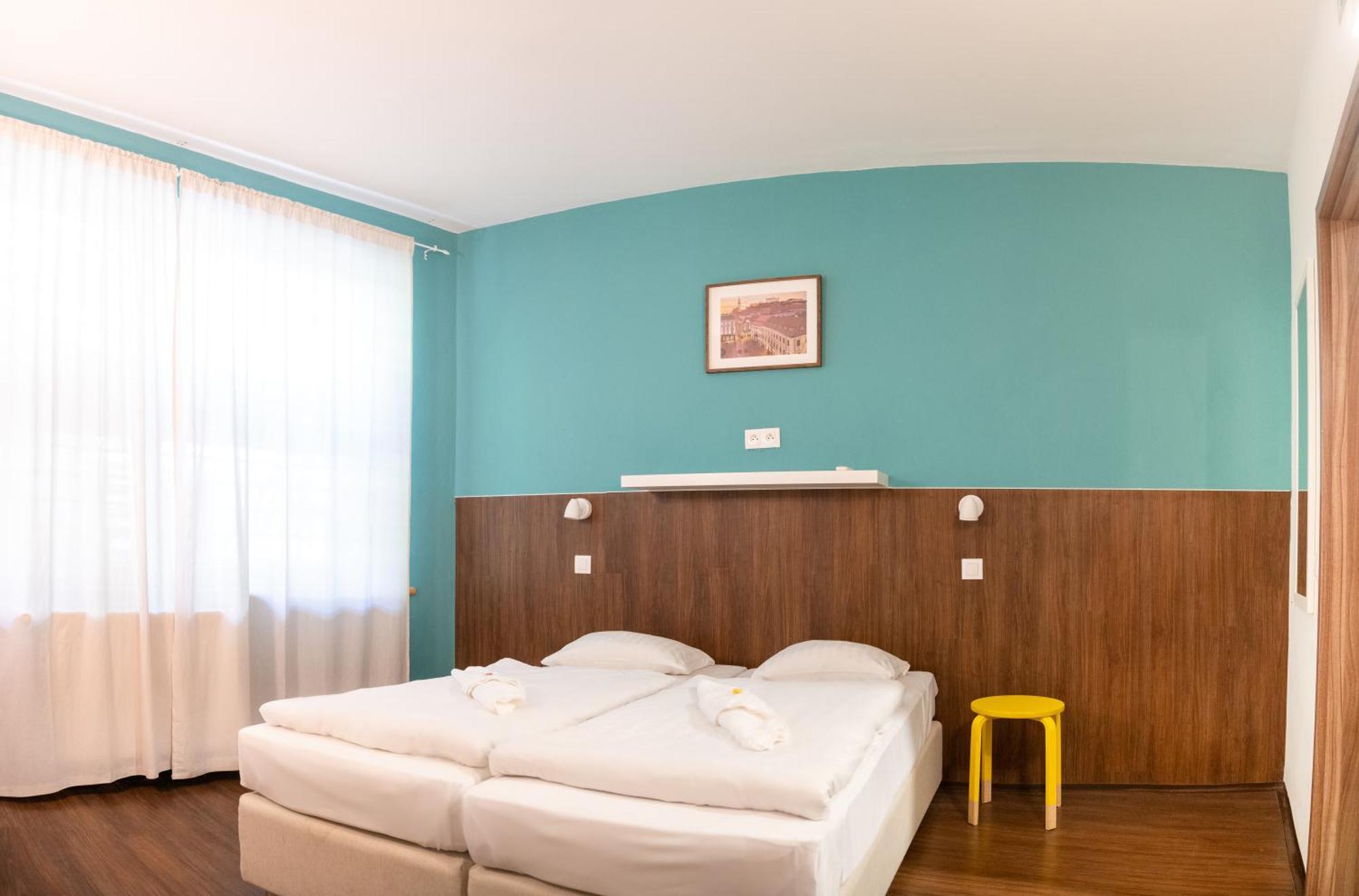 Safestay Presidential Palace * Bratislava