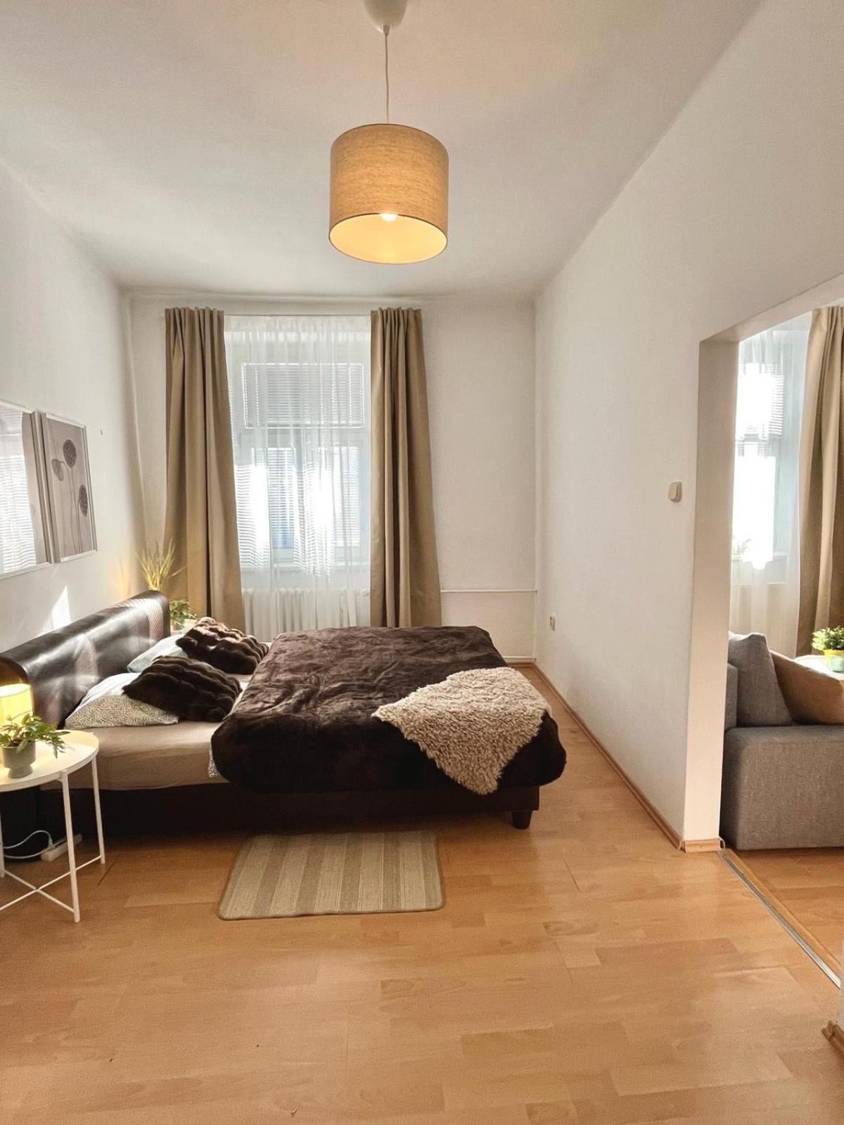 Caroline - Old Town, Ac Apartment Bratislava