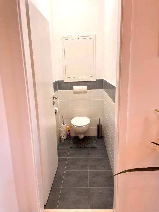 Amazing Large 2,5rooms With Terrace And Parking! * Bratislava