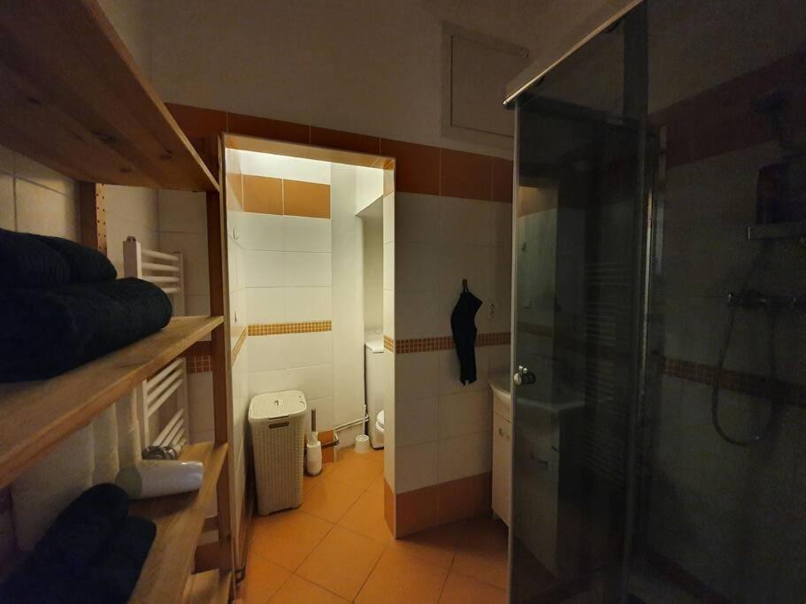 Stylish & Quiet Next To Presidential Palace Apartment *