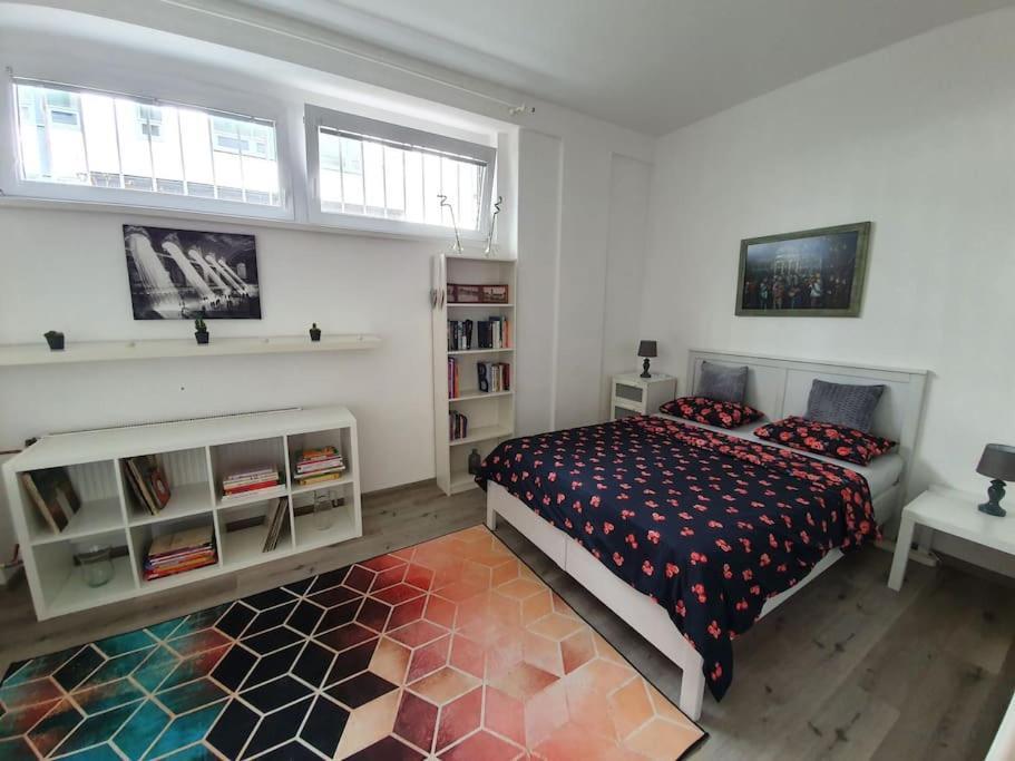 Apartment Stylish & Quiet Next To Presidential Palace Bratislava