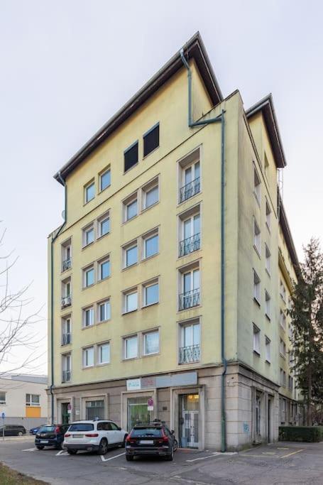 Slovakia Nivy Bliss Retreat Apartment *