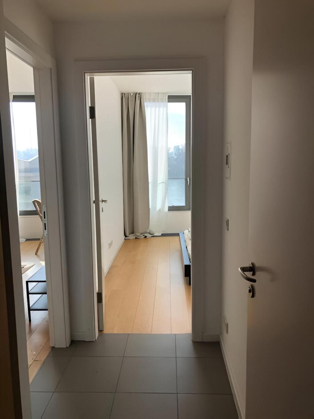 V Eurovea S Uzasnym Vyhladom Na Dunaj Bratislava