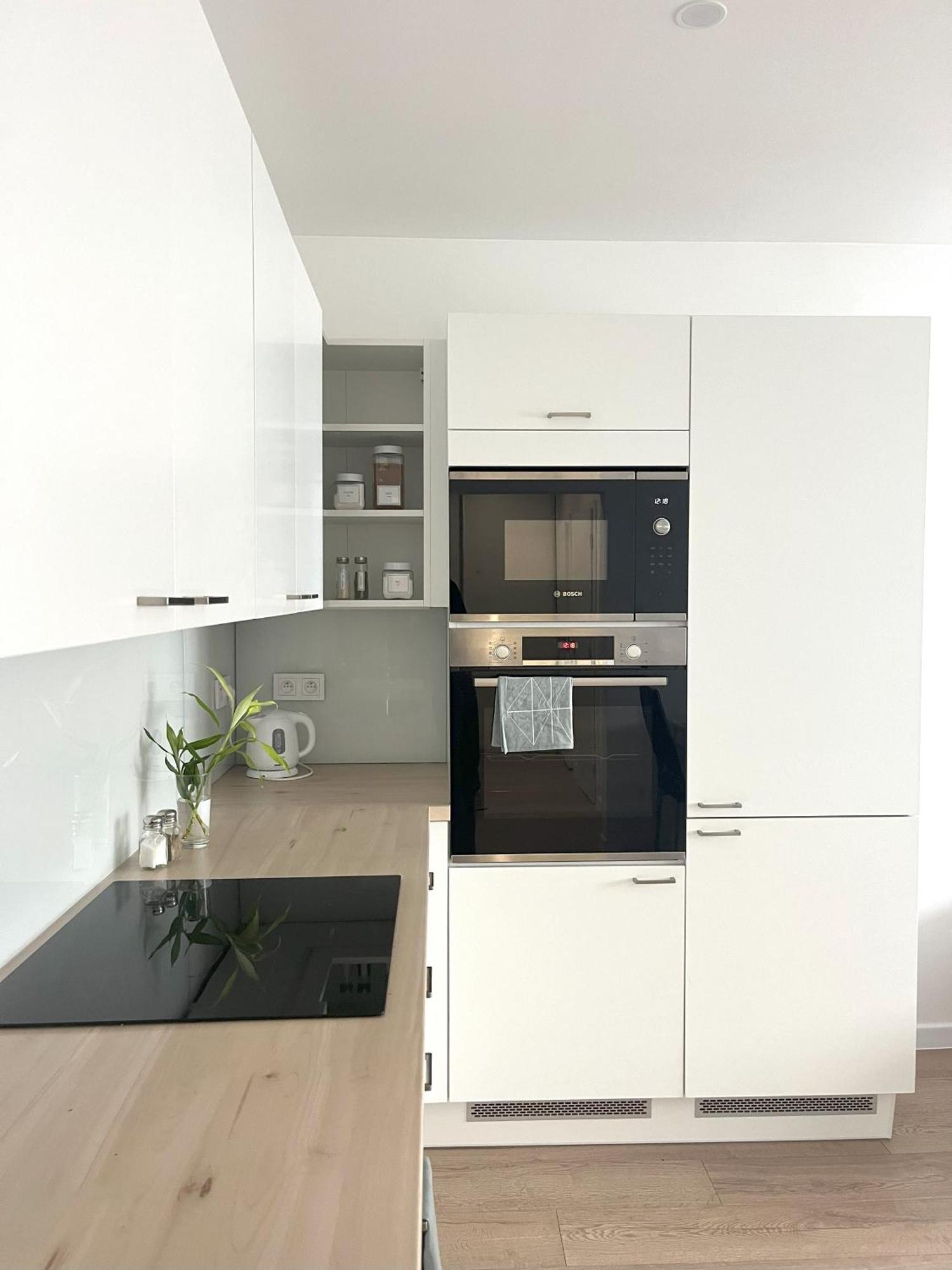 Elegant Escape Iii - Free Parking, Easy Access To Center Apartamento *