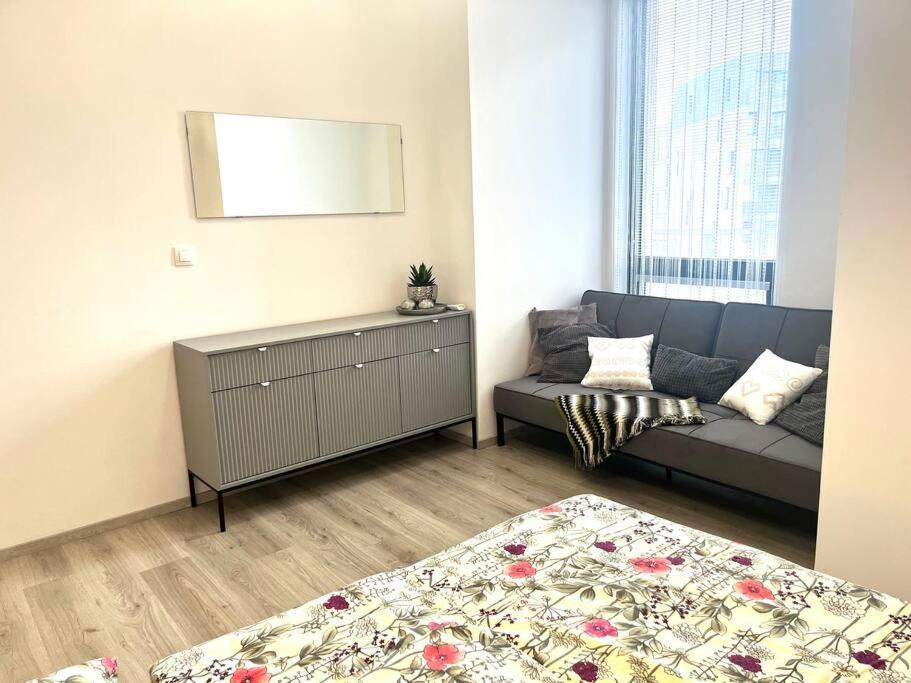 Apartment New With Garage Place Pressburg
