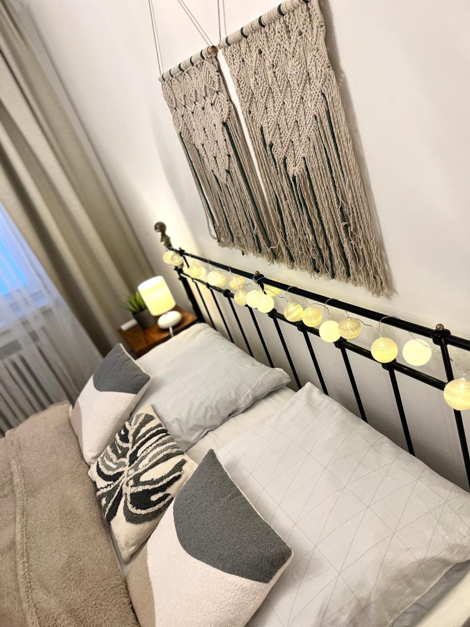 Apartment Audrey Hepburn Old Town Air Conditioned Bratislava