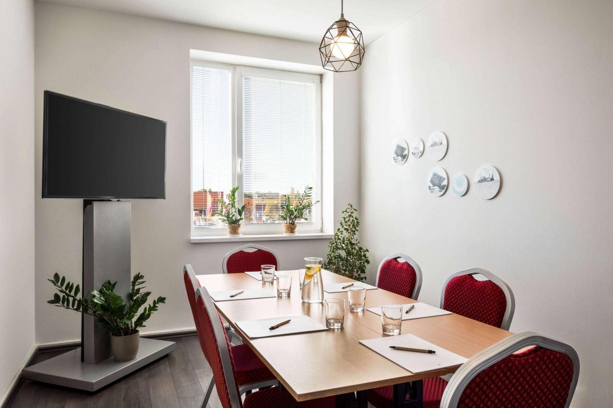 Hotel Vienna House Easy By Wyndham 3*