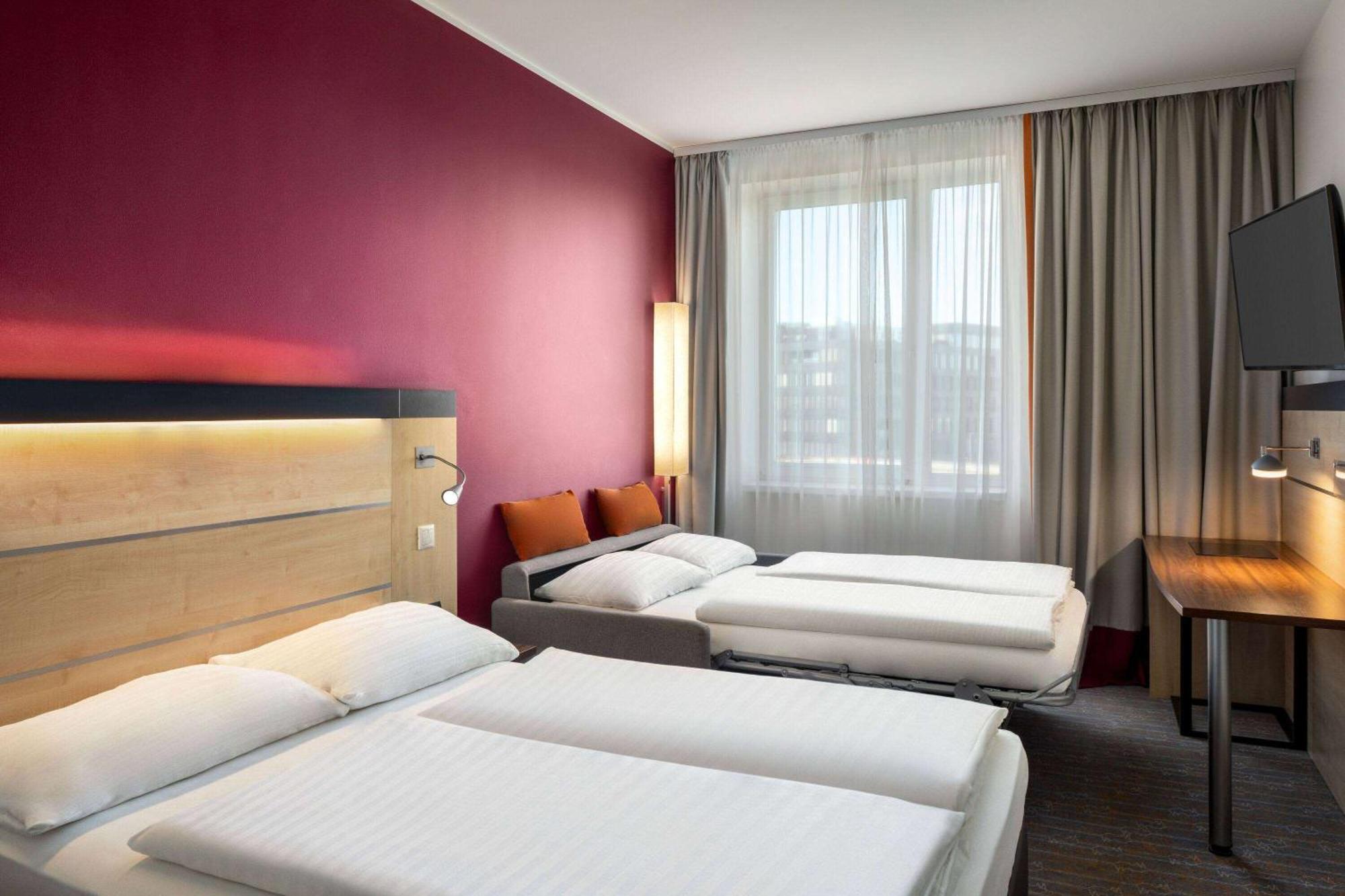 Vienna House Easy By Wyndham 3*