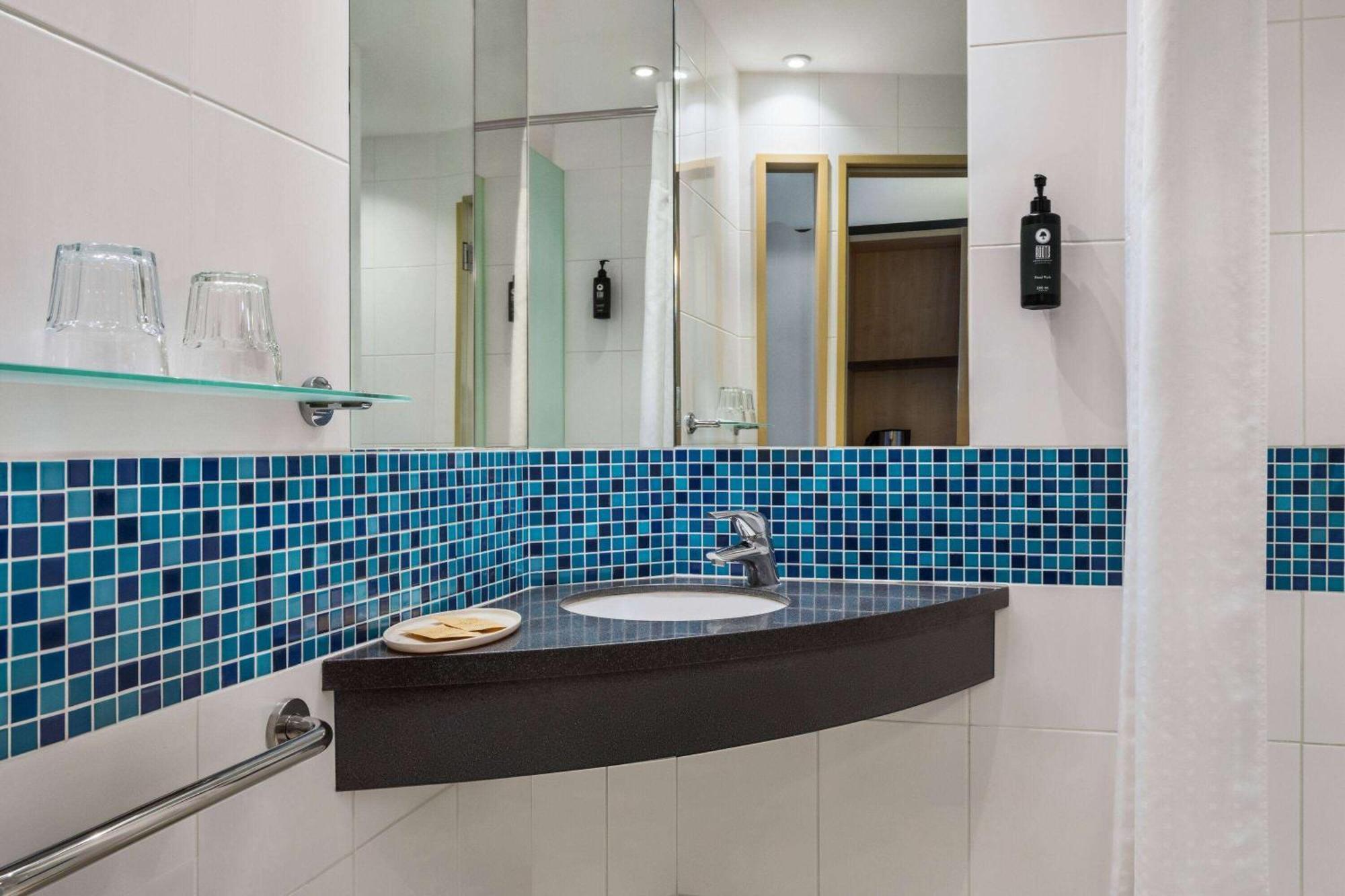 Vienna House Easy By Wyndham 3*