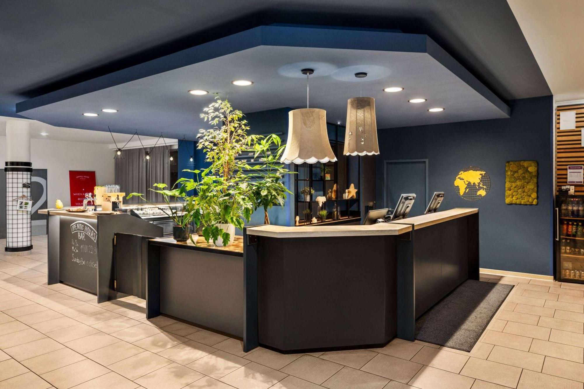 Vienna House Easy By Wyndham Hotel 3*