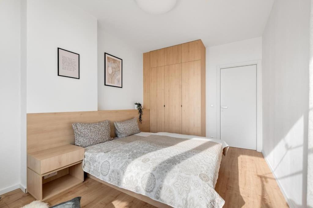 On The Danube, Center, Free Parking Apartment *