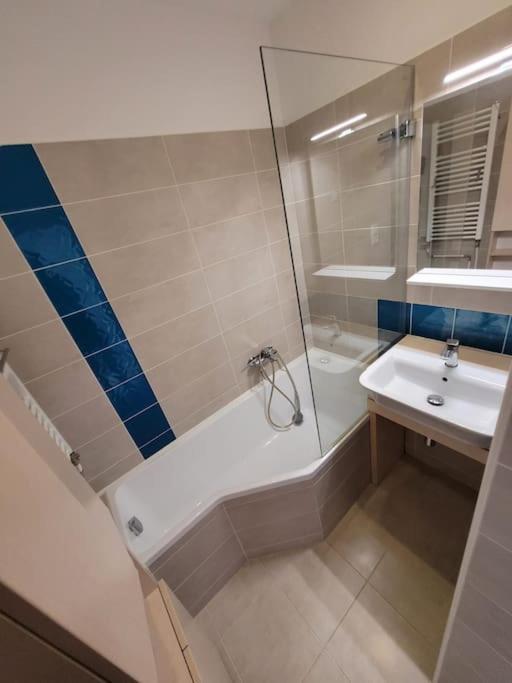 Cozy And Quiet In Wider Center Apartamento Bratislava