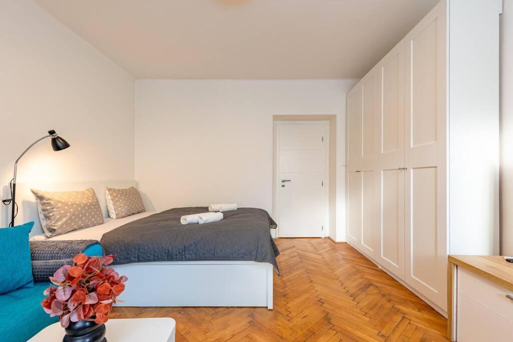 Bnb Slovakia Holleho Haven Retreat