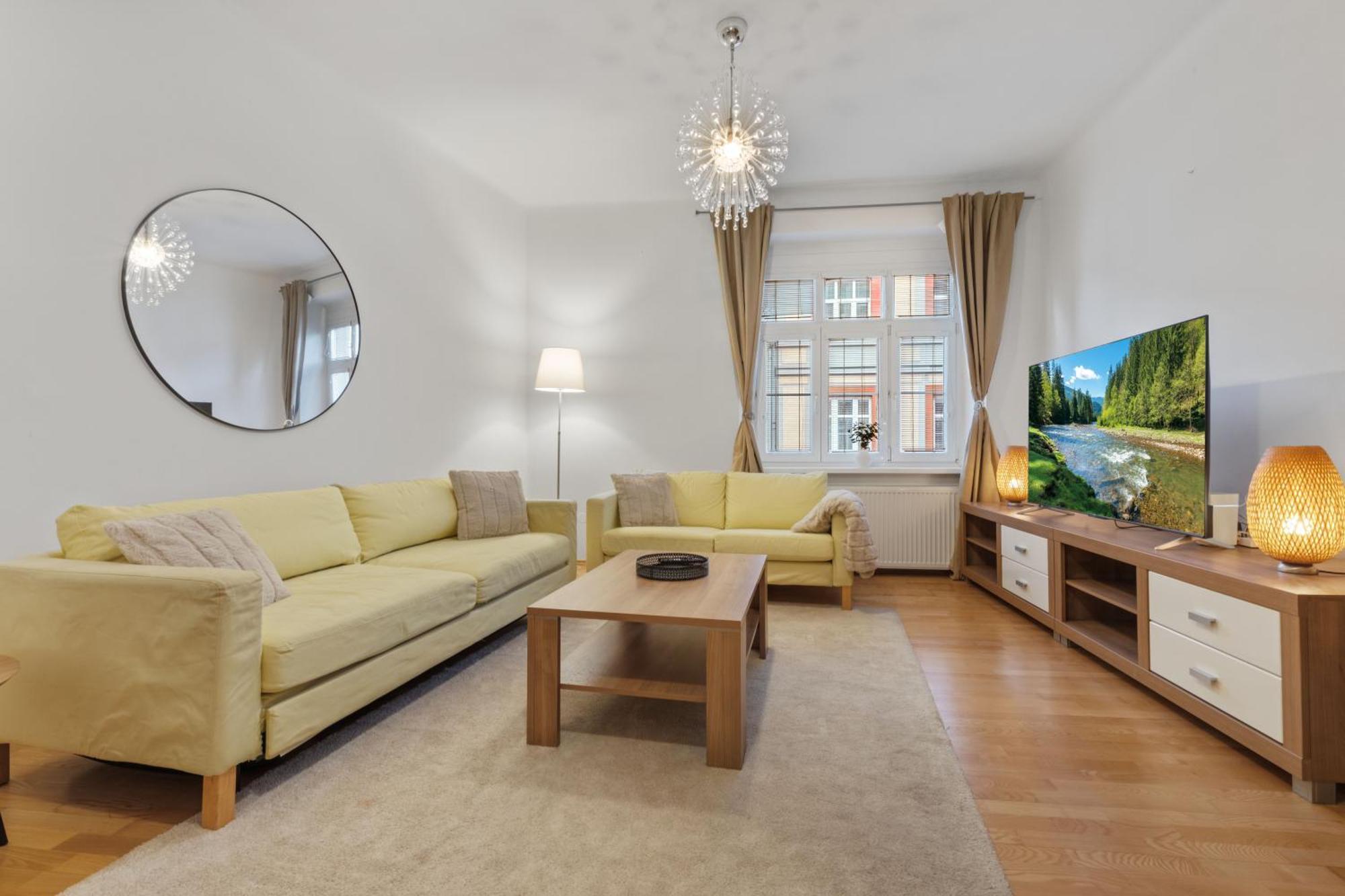 Grand Elegant Apartment Pressburg