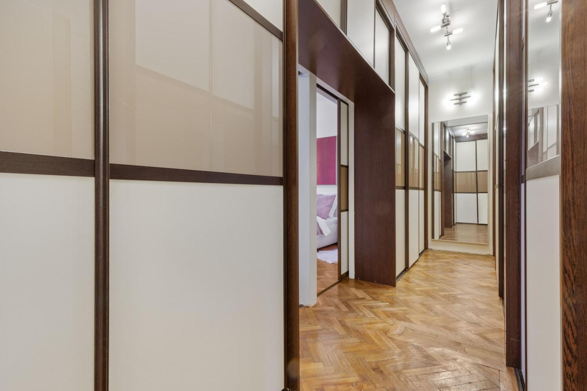 Apartment Grand Elegant